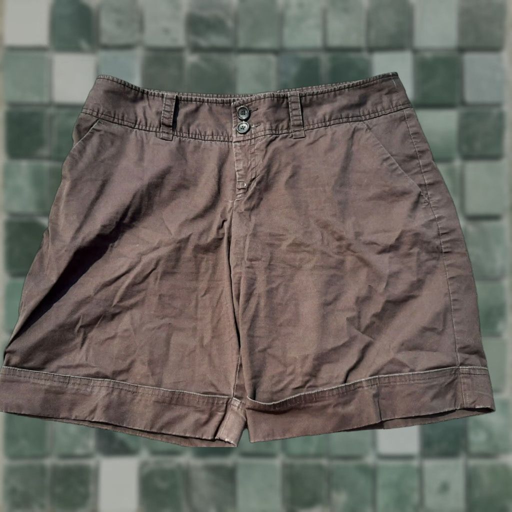 Mossimo VINTAGE Mossimo Supply Co Women’s Shorts Brown Size 12 * tiny snag on back Discounted Size 34" / US 12 / IT 48 - 1 Thumbnail