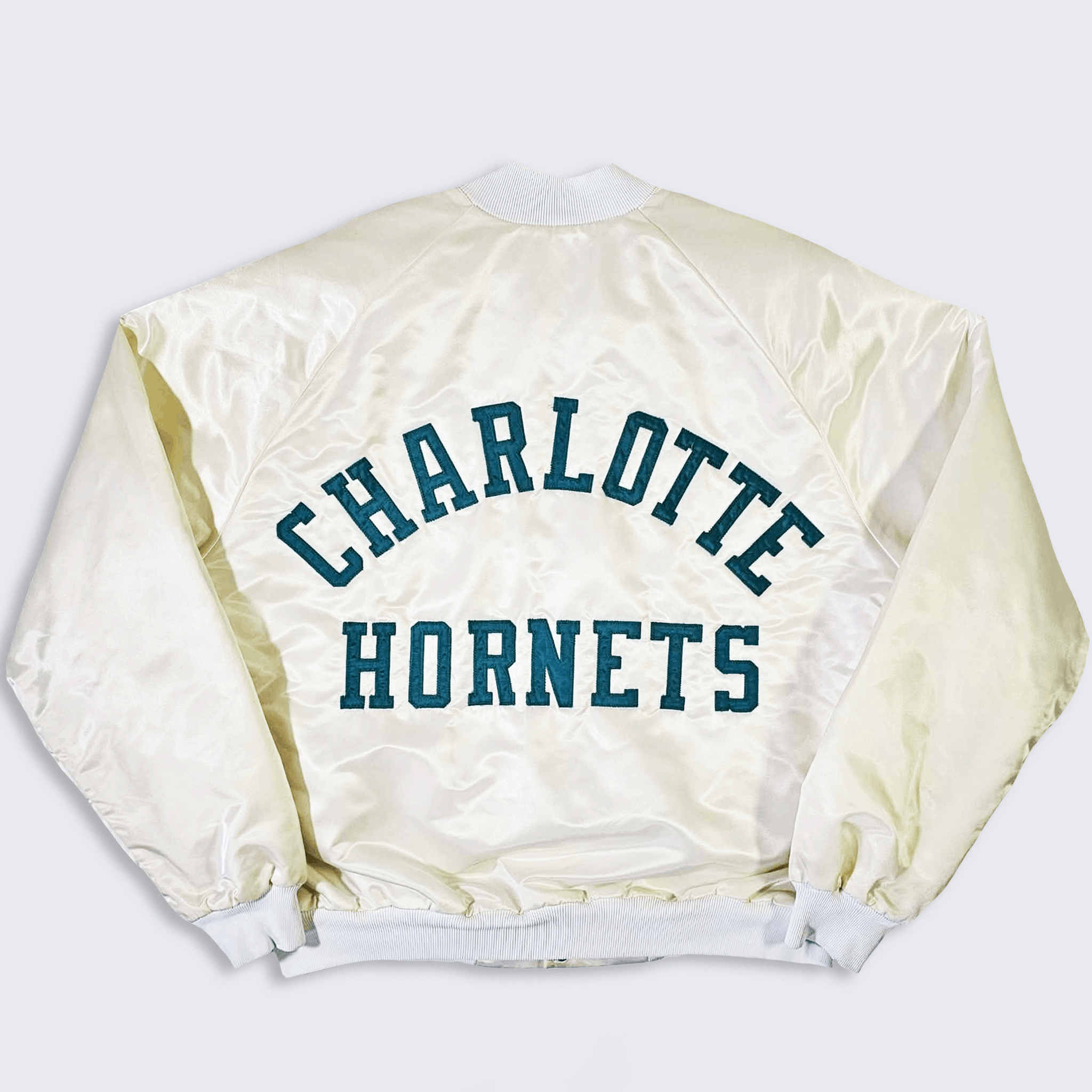 Chalk Line Charlotte Hornets Vintage 90s Satin Bomber Jacket Size US L / EU 52-54 / 3 - 1 Thumbnail