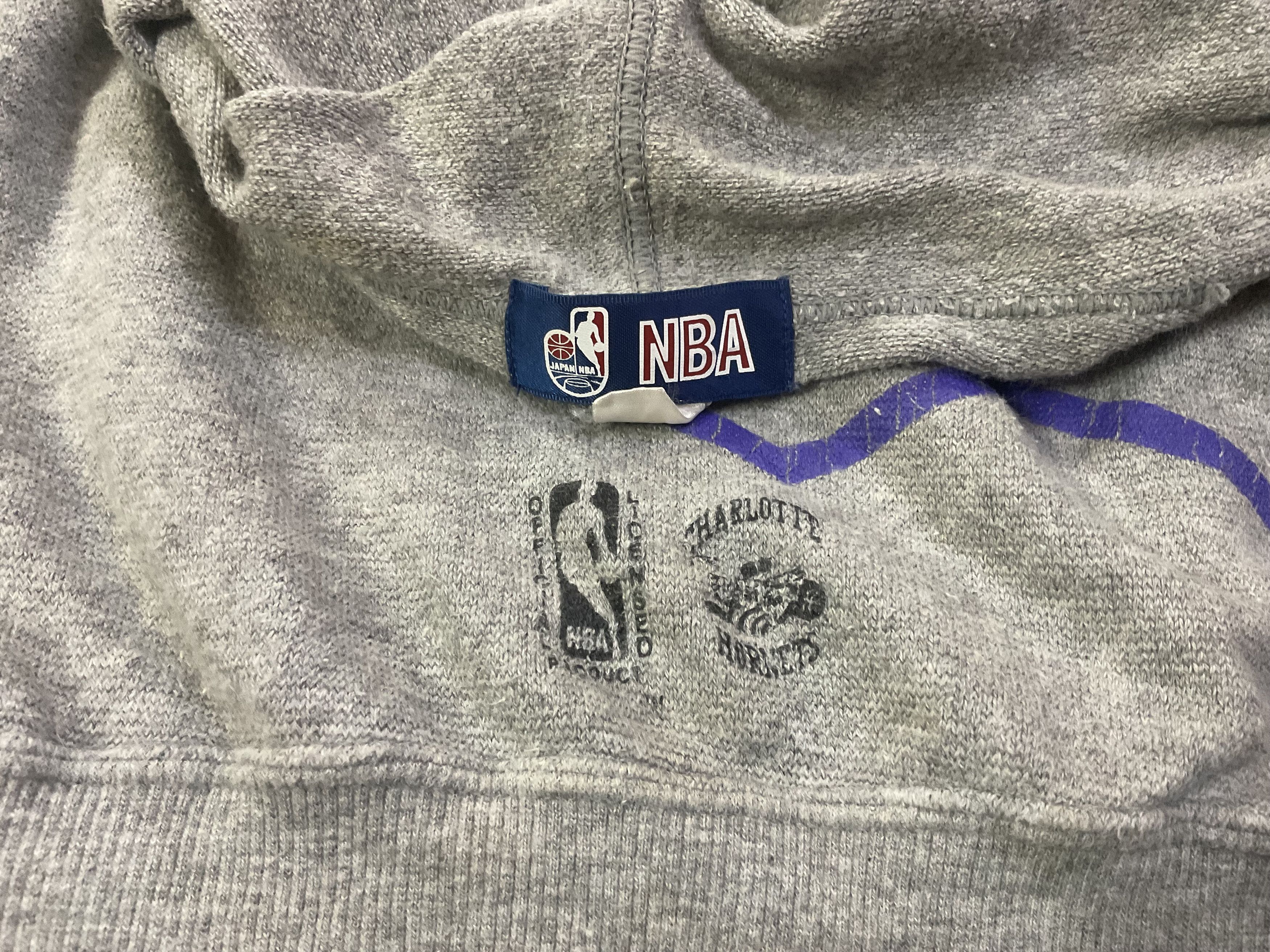 NBA Vintage NBA Charlotte Hornets Hoodie Pullover Japan Made Size US L / EU 52-54 / 3 - 4 Thumbnail