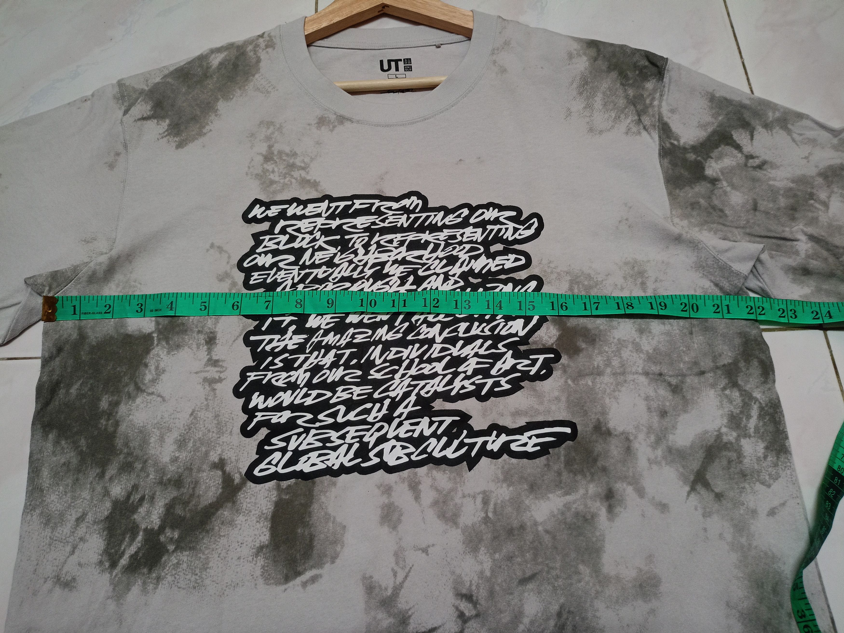 Futura × Uniqlo Uniqlo X Fatura x Japanese brand Size US L / EU 52-54 / 3 - 2 Thumbnail