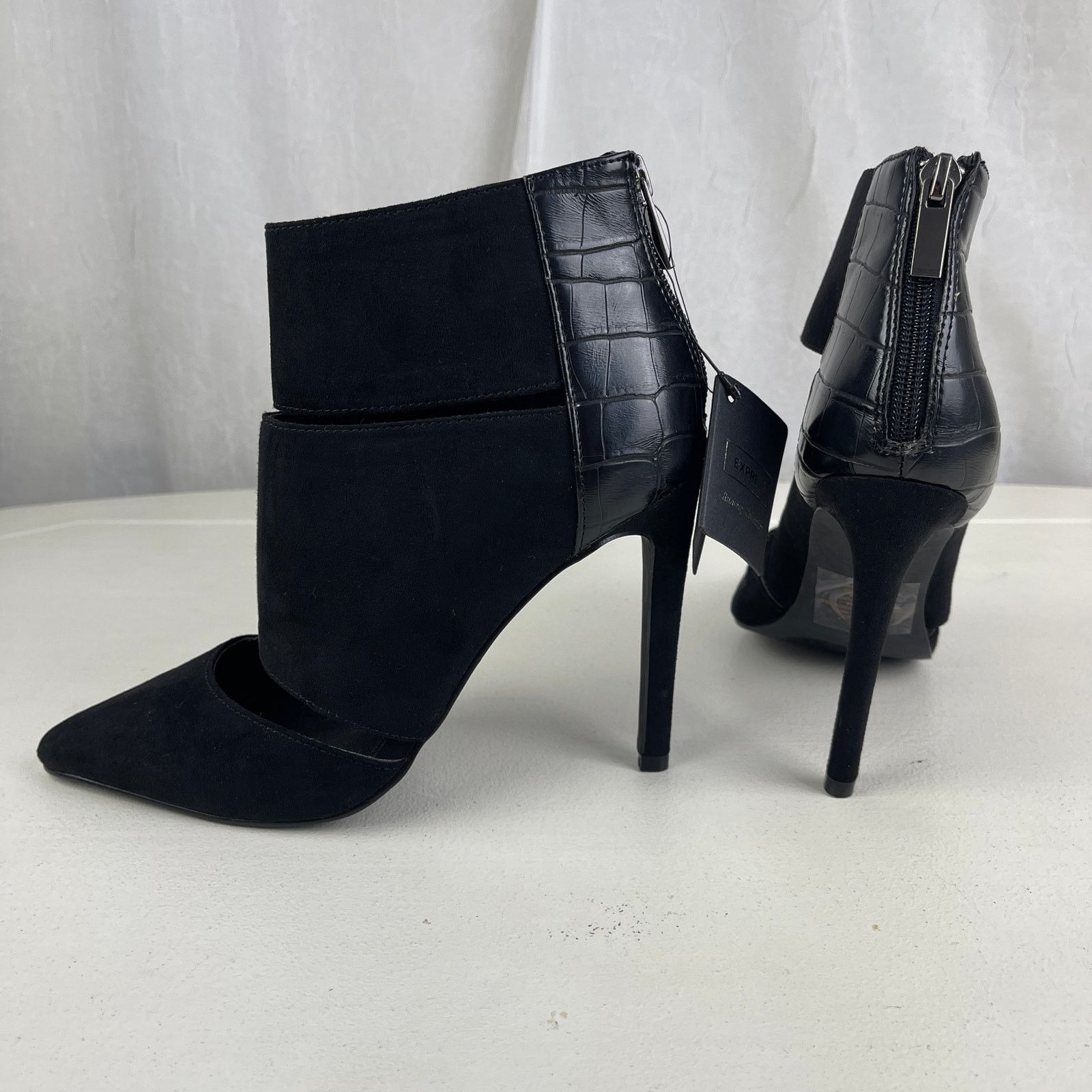 Express Express Stiletto Booties Heels Faux Suede Pointed Toe 6 NWT Size US 6 / IT 36 - 13 Thumbnail