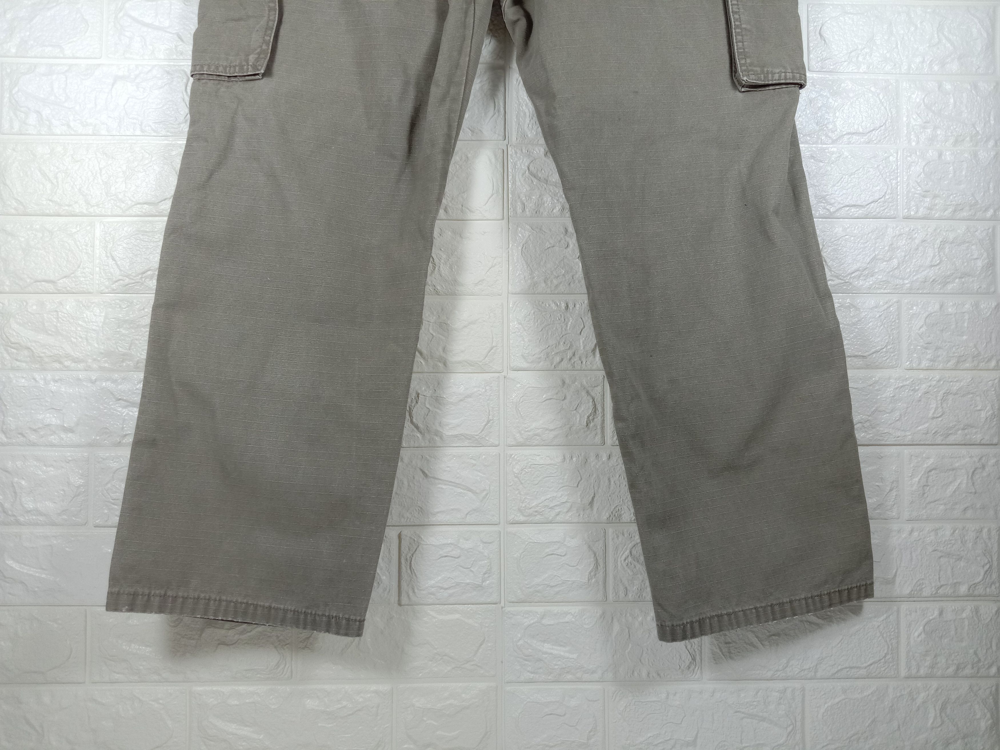Wrangler Vintage Wrangler Rigg Carpenters Double Knee Cargo Jeans Size US 35 - 8 Thumbnail
