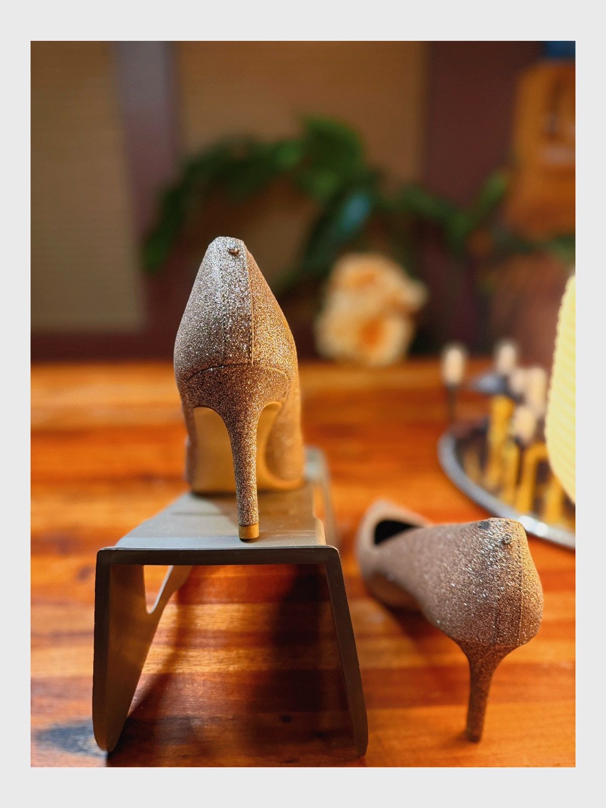 Other Dazzling Gold Glitter Heels Size US 9 / IT 39 - 4 Thumbnail