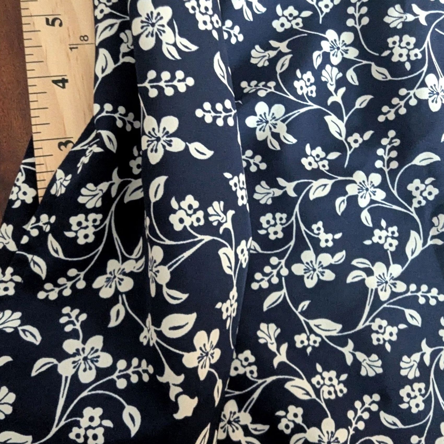 Vintage VINTAGE 90s Navy Blue White Floral Short Sleeve Midi Shirt Dress Size 14 Lightweight Womens Size XL / US 12-14 / IT 48-50 - 5 Thumbnail