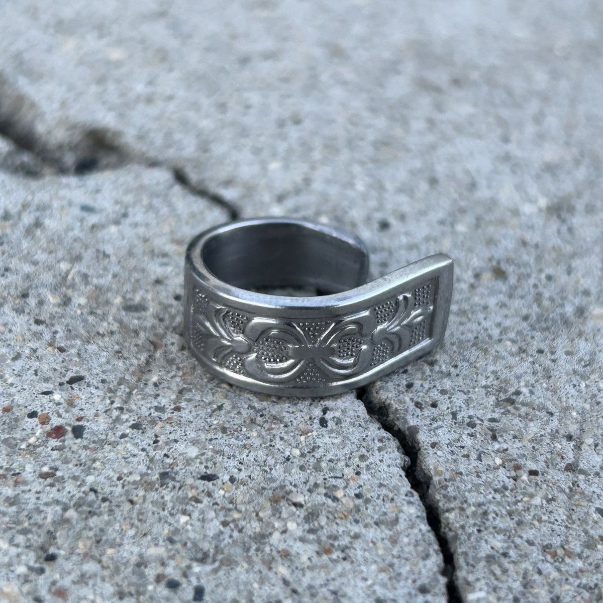 Vintage Drop Edge 1/1 Silver Ring Size ONE SIZE - 1 Thumbnail