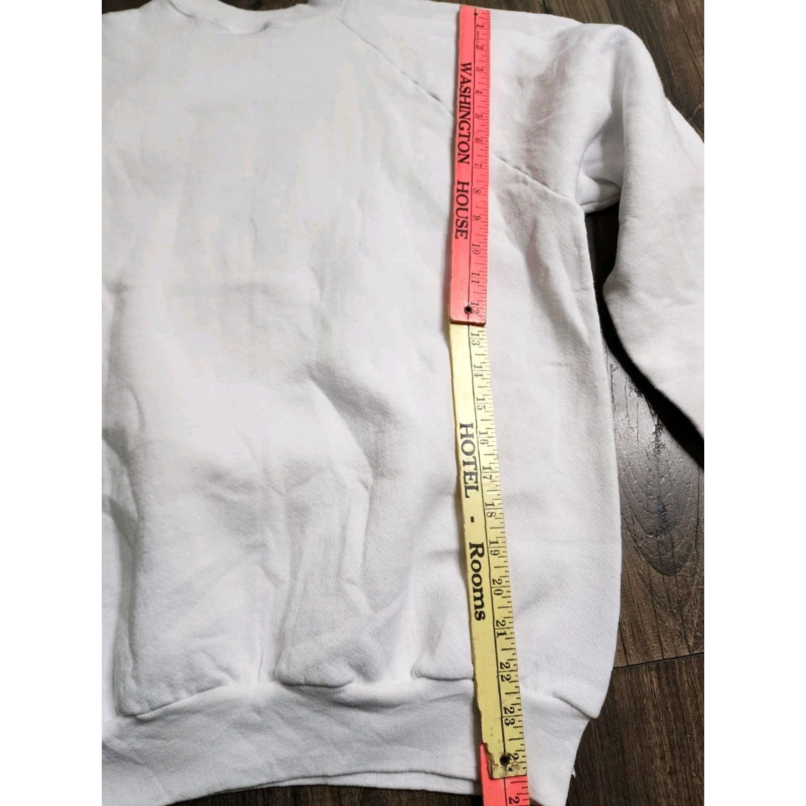 Fruit Of The Loom VINTAGE Fruit of the Loom Sweatshirt Umbrellas 1991 90s Art Japan California White L Adult Crew Neck Short Sleeve Distressed Mens Womens Size US L / EU 52-54 / 3 - 7 Thumbnail