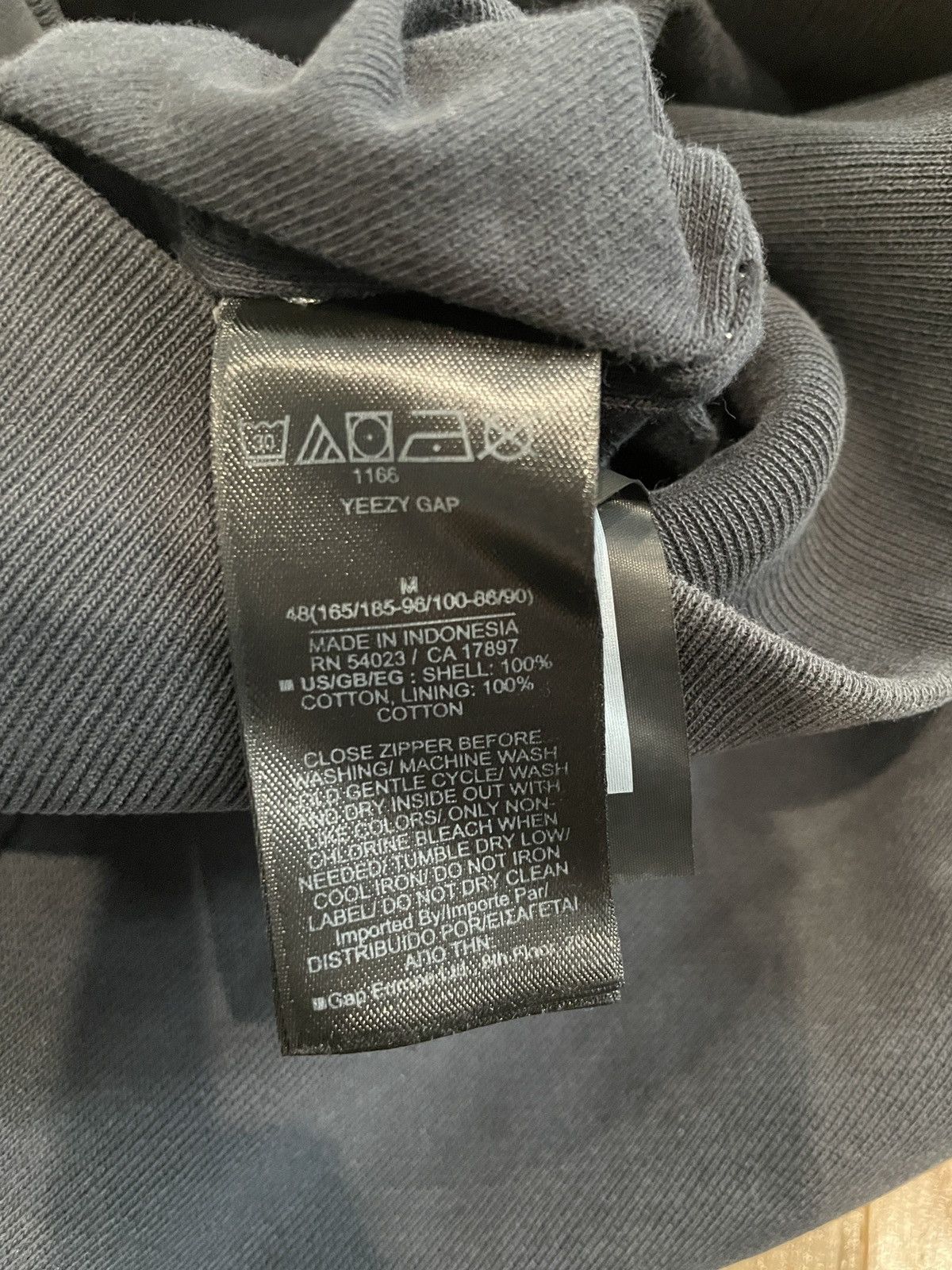 Balenciaga × Gap × Yeezy Yeezy Gap Zip Up Hoodie Poetic Black Medium Size US M / EU 48-50 / 2 - 5 Thumbnail