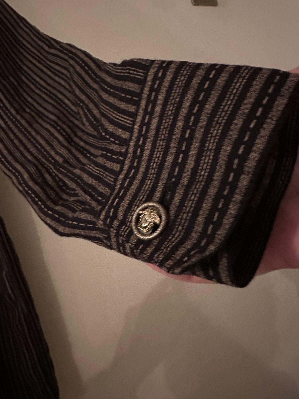 Versace Jeans Couture Vintage Versace shirt – Medusa buttons – Made in Italy – M Size 38R - 2 Thumbnail