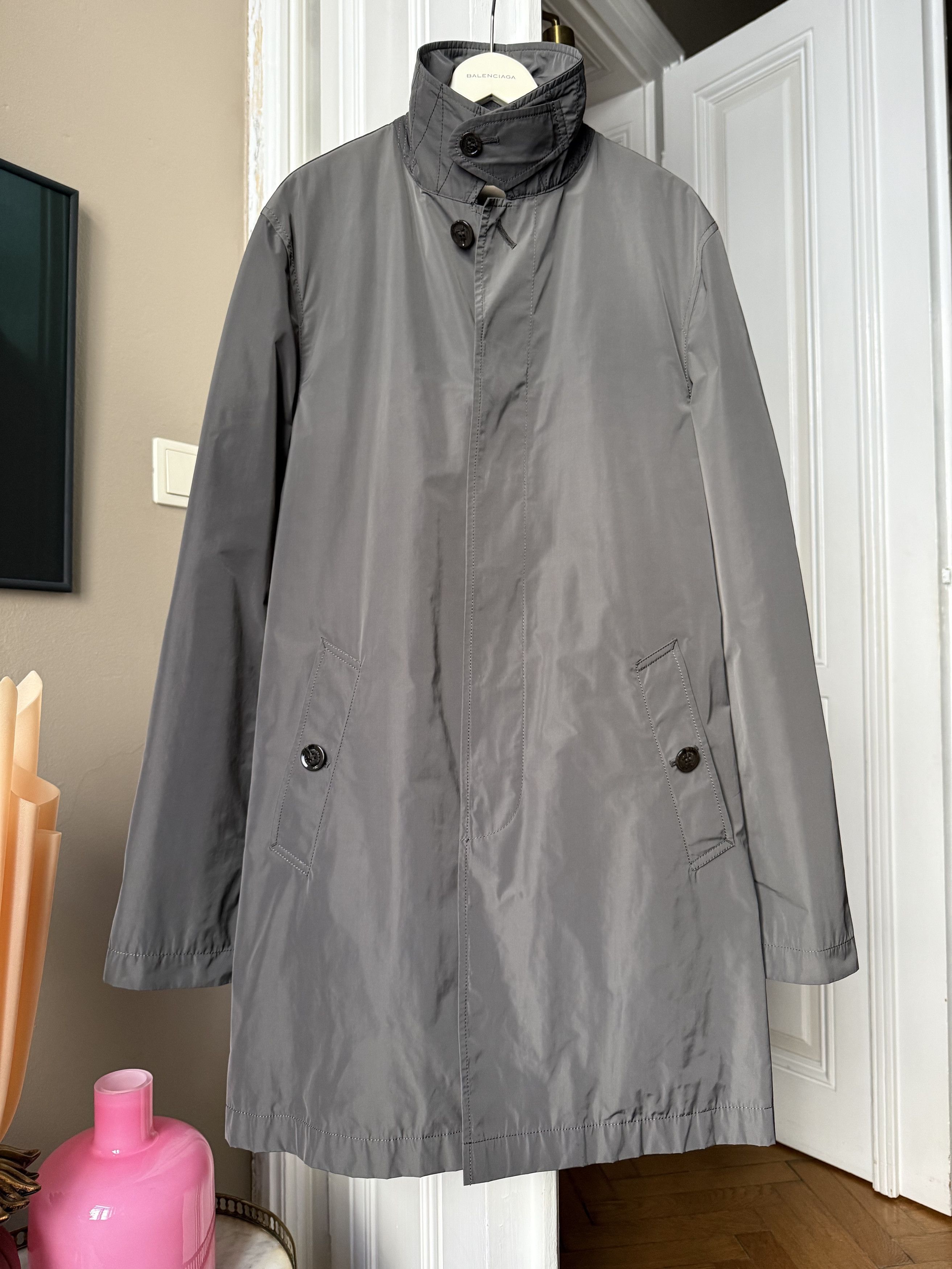 Burberry Burberry TRENCHCOAT -NEW CONDITION WORN ONCE Size US S / EU 44-46 / 1 - 1 Thumbnail