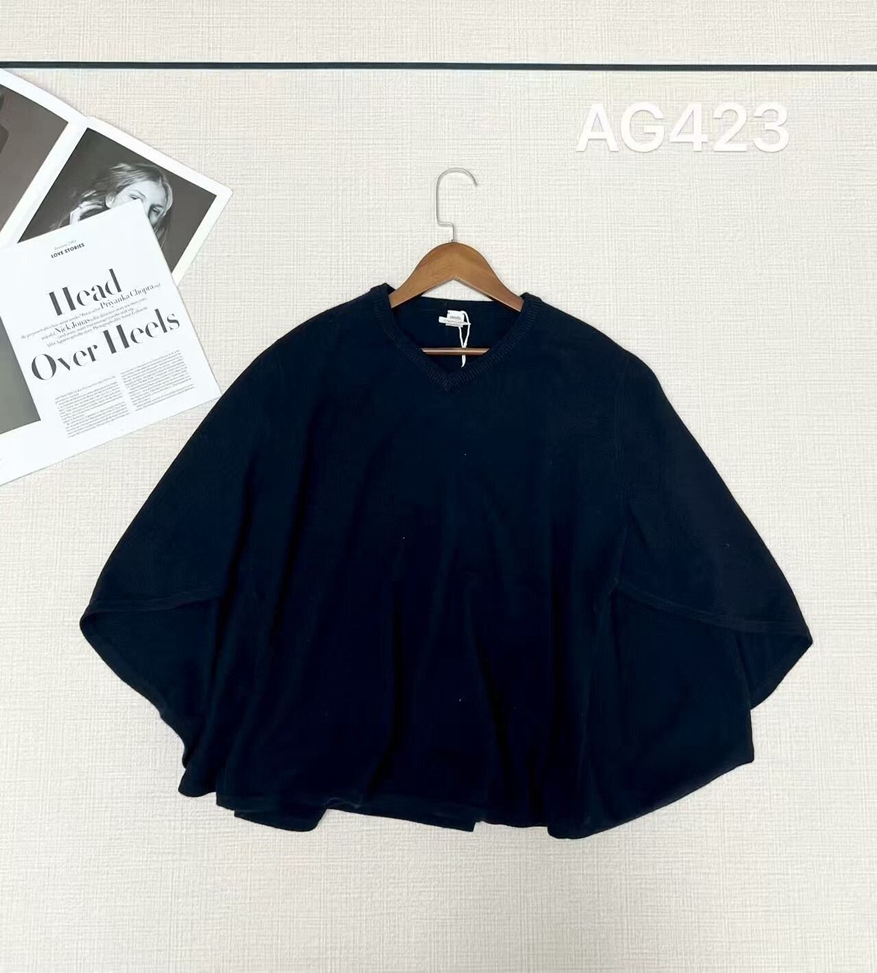 Hermes Hermes Cashmere Cape Sweater Size 34 Size XS / US 0-2 / IT 36-38 - 1 Thumbnail