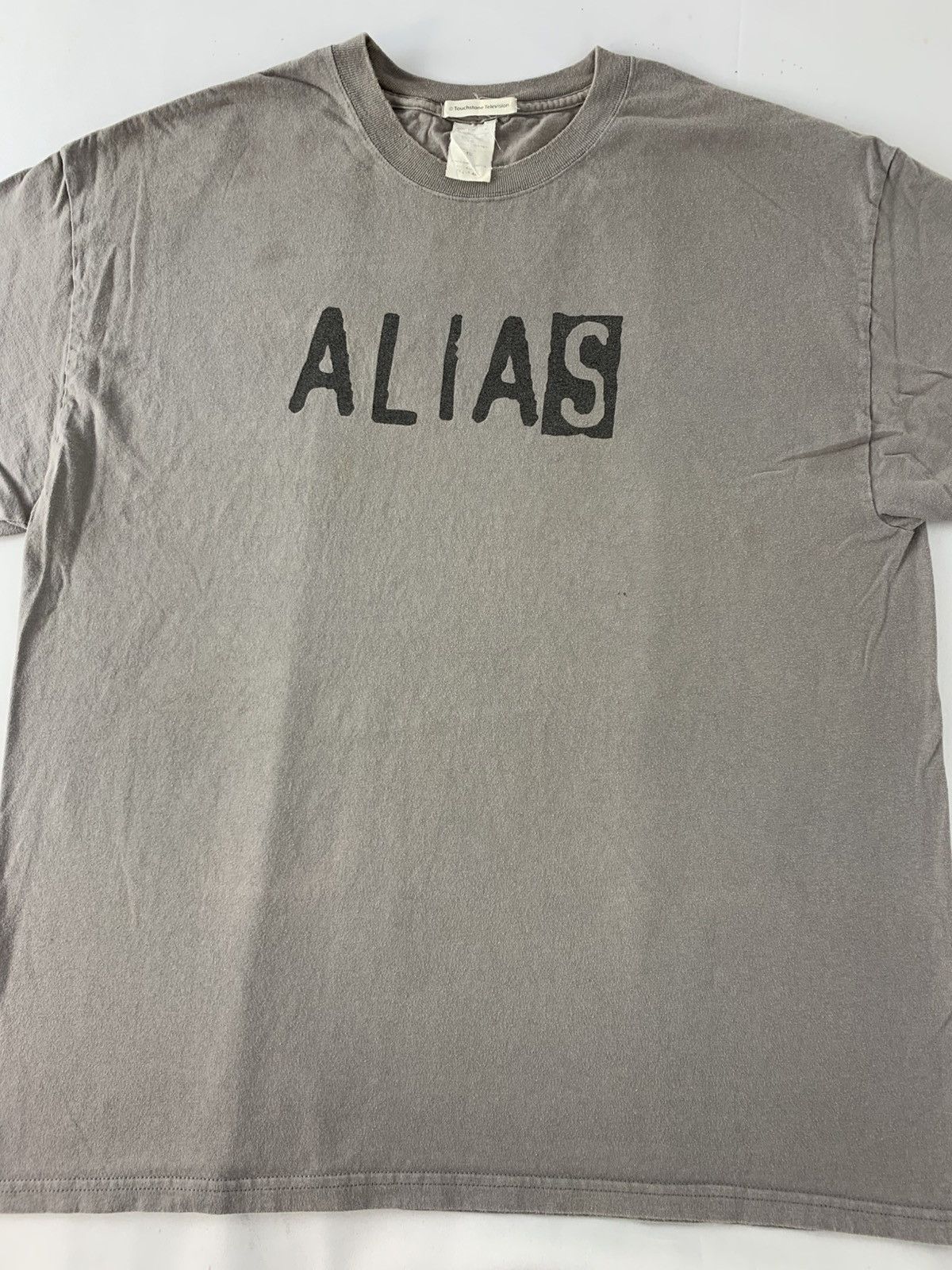 Other Touchtone Television Alias Spell Out Printed Tee Size US XL / EU 56 / 4 - 3 Thumbnail