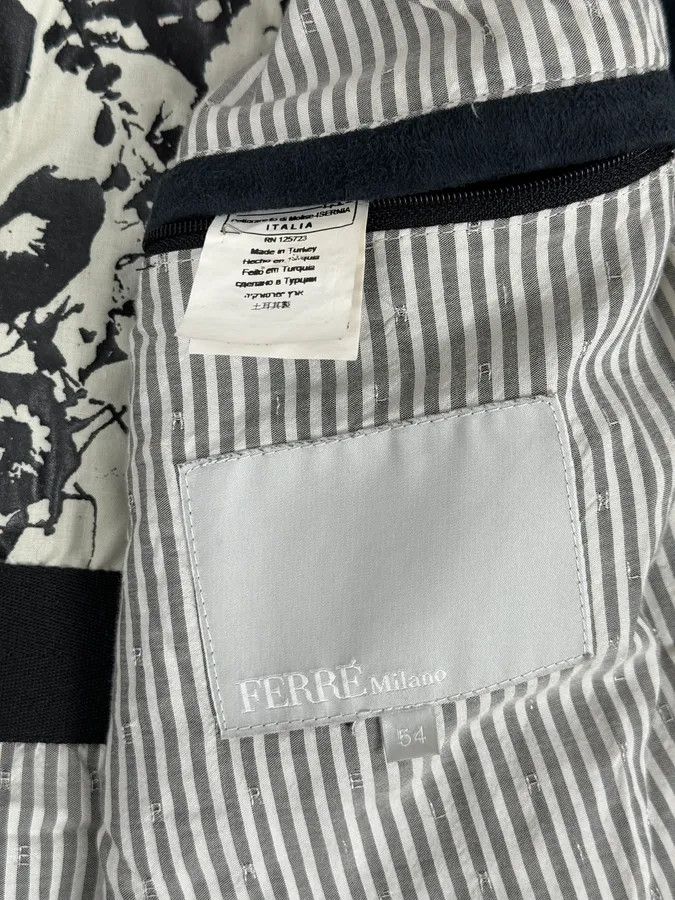 Gianfranco Ferre SS2009 Gianfranco Ferré Navy Suede Crocodile Effect Bomber Jacket Size US M / EU 48-50 / 2 - 12 Thumbnail
