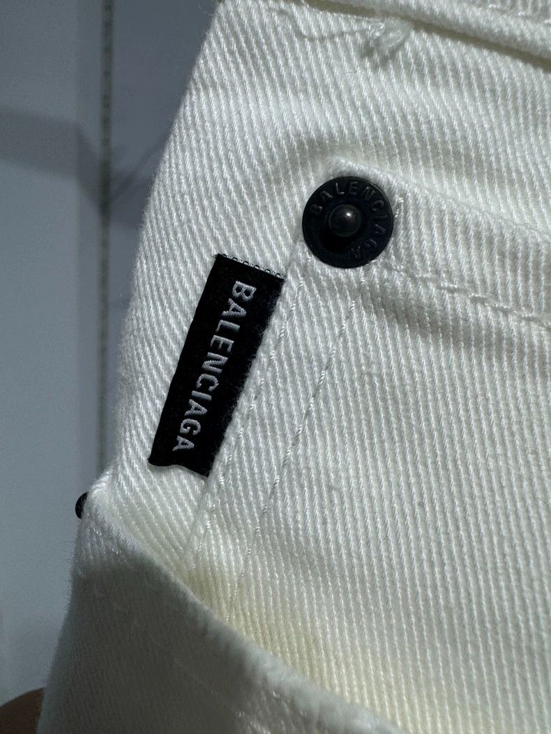 Balenciaga Balenciaga Basic White Denim Pants Size US 28 / EU 44 - 3 Thumbnail