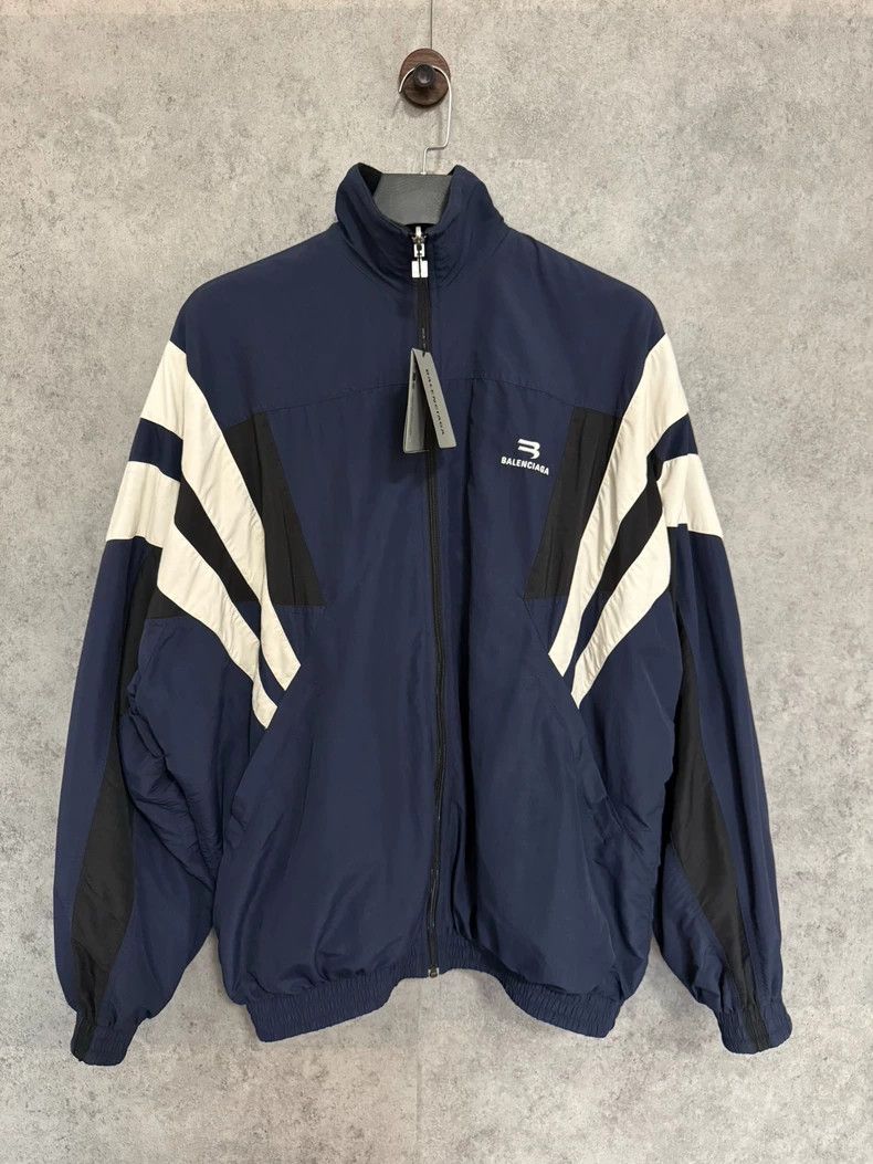 Balenciaga Balenciaga Reversible Jacket Jacket Double Hook Embroidere Size US XS / EU 42 / 0 - 7 Thumbnail