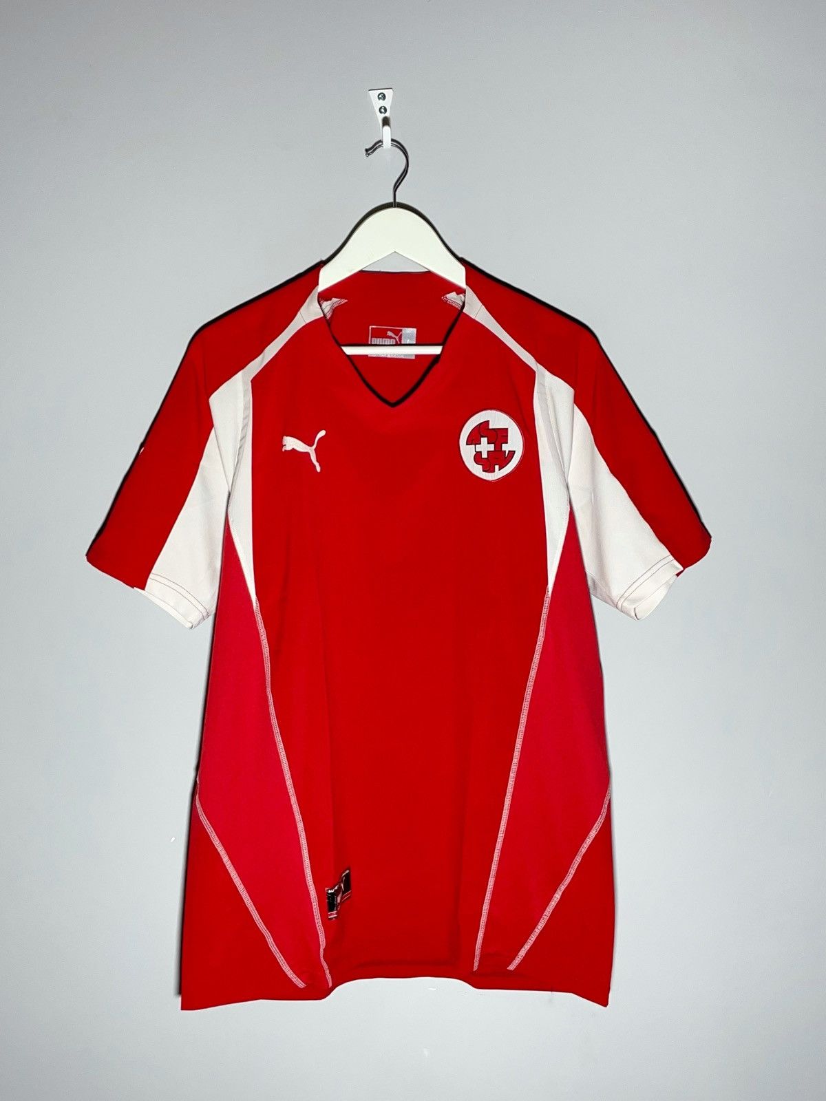 Puma × Vintage National Team Switzerland Puma 2004 Vintage Football Shirt Size US L / EU 52-54 / 3 - 1 Thumbnail