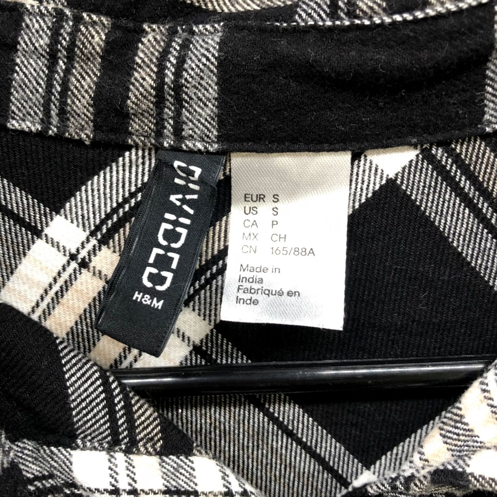 H&M VINTAGE? No. H&M Oversized Flannel Shirt Womens S Black White Buffalo Plaid Overshirt Size S / US 4 / IT 40 - 5 Thumbnail