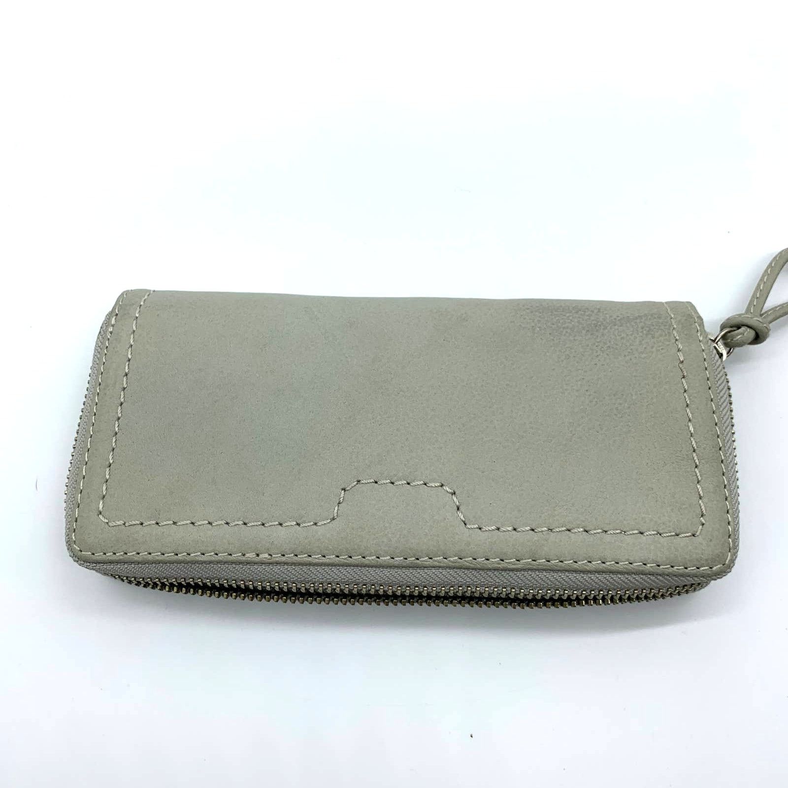 Other Women's Long Wallet Zip Around Size ONE SIZE - 1 Thumbnail