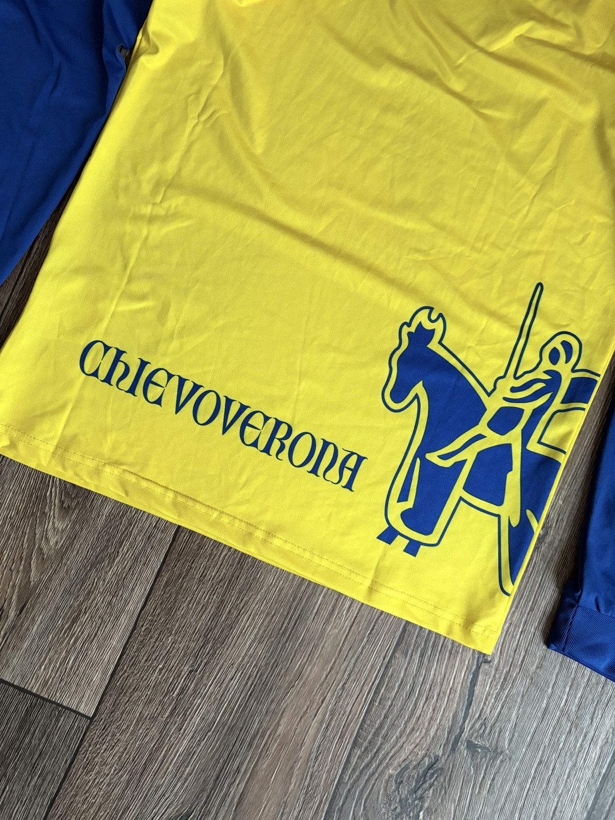 Vintage 2013/2014 Chievo Verona Home Football Soccer Long Sleeve Size US M / EU 48-50 / 2 - 8 Thumbnail