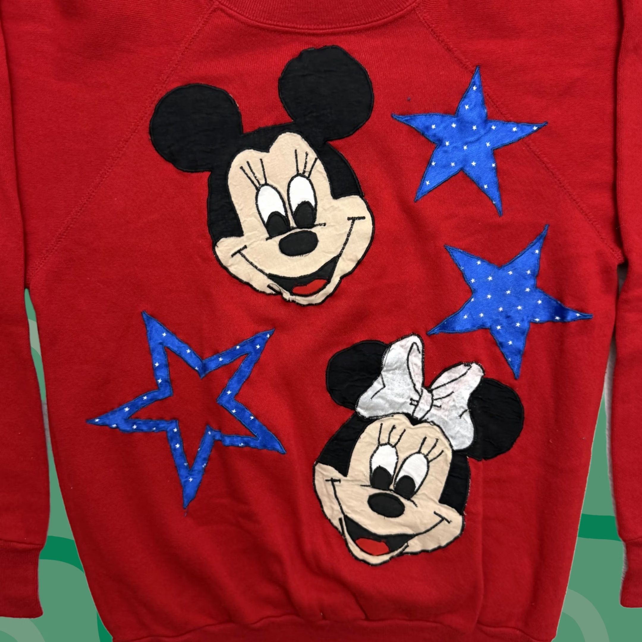 Vintage VINTAGE Mickey Minnie Sweater Womens Small Red Stars Raglan Reeves USA Fleece Size S / US 4 / IT 40 - 1 Thumbnail