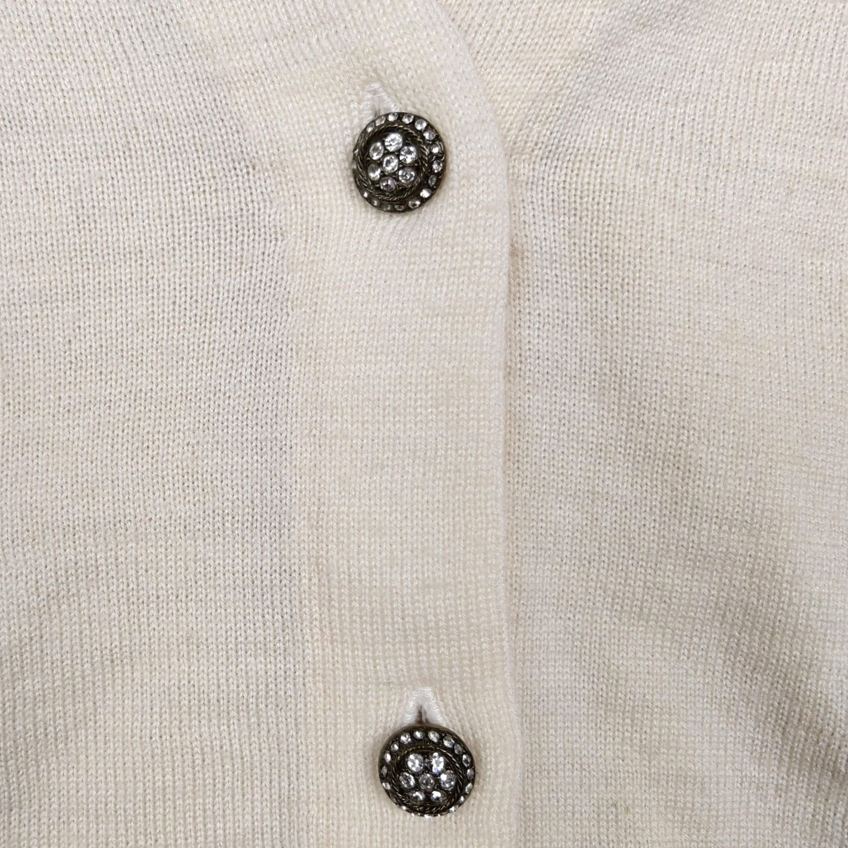 J.Crew VINTAGE J.CREW Cardigan Womens Medium White 100% Merino Wool V Neck Rhinestone Buttons Size M / US 6-8 / IT 42-44 - 3 Thumbnail