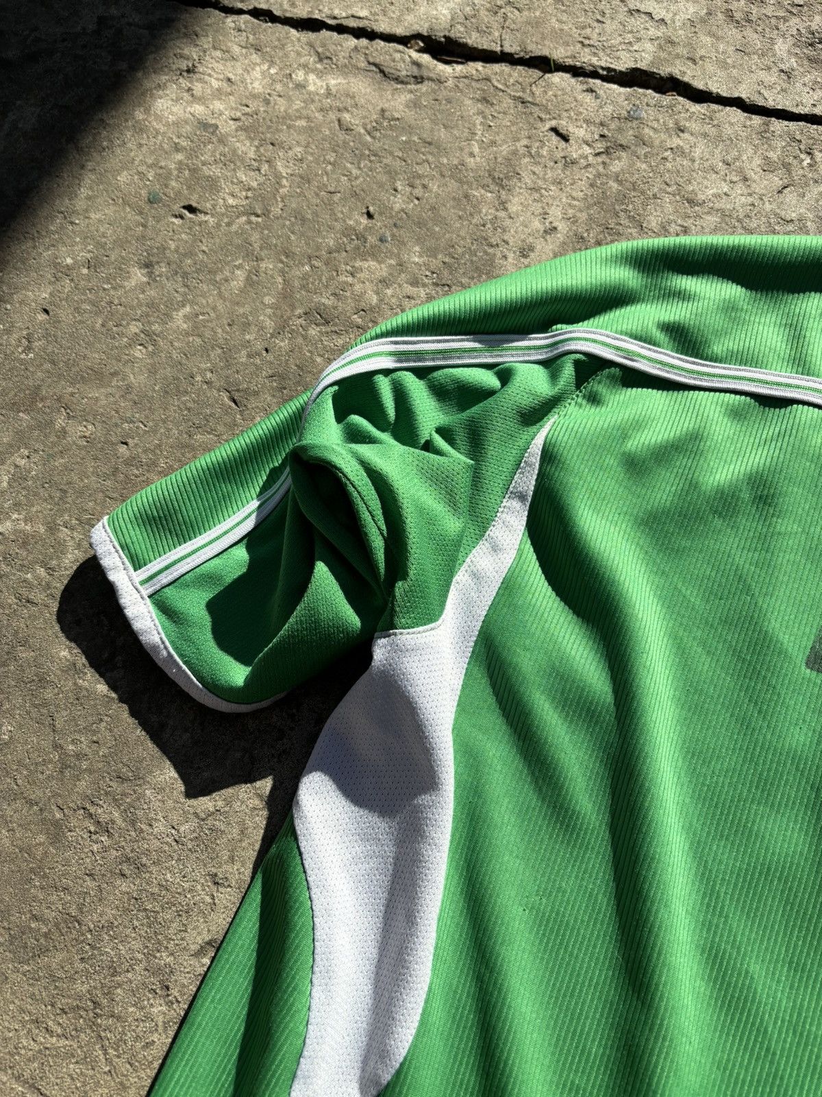 Umbro Vintage Umbro Celtic Archie 5 Carling Jersey Size US L / EU 52-54 / 3 - 12 Thumbnail
