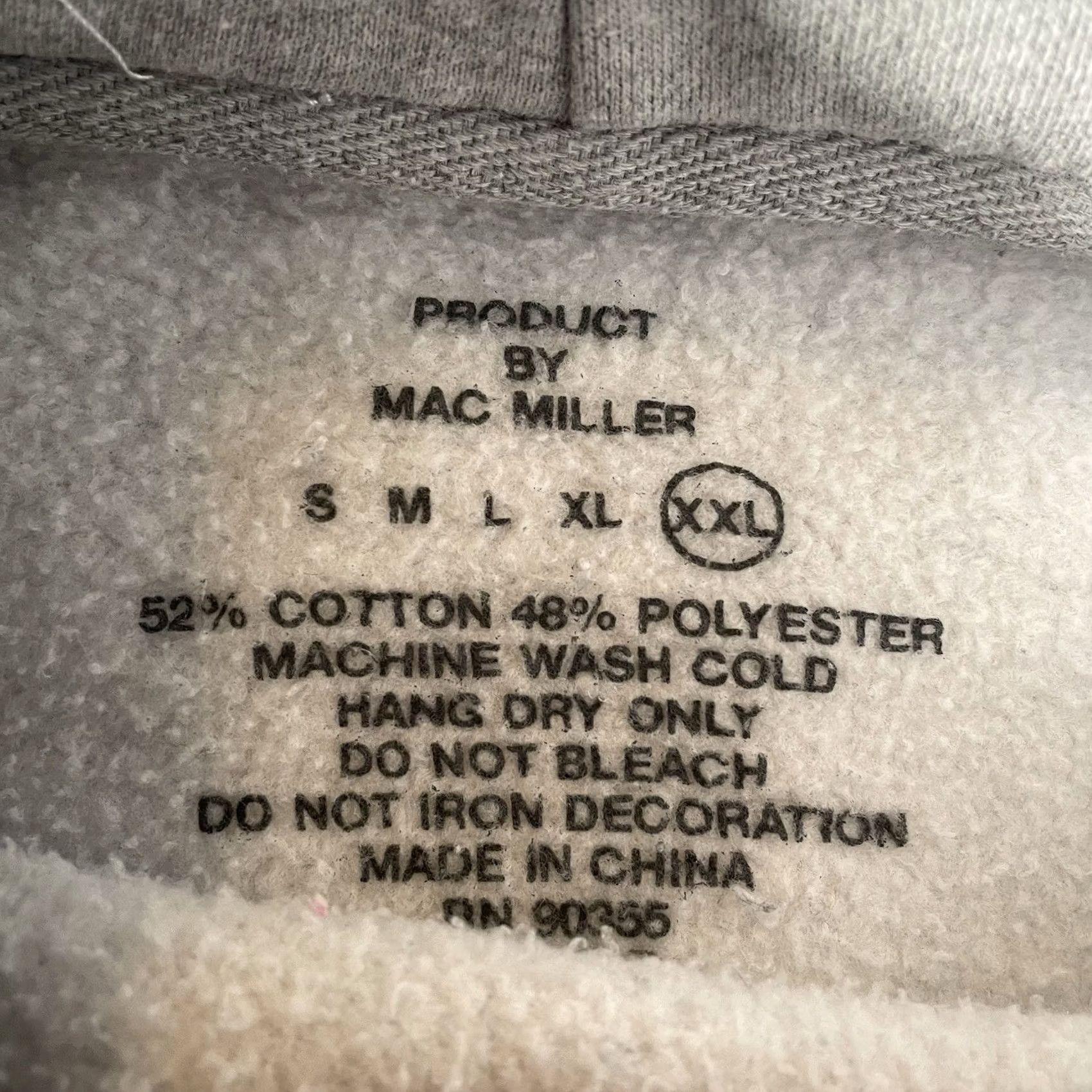 Vintage VINTAGE Mac Miller Hoodie Mens 2XL Official So It Goes Swimming Pullover Gray Hip Hop Graphic Print Hooded Shirt Mens Size US XXL / EU 58 / 5 - 3 Thumbnail