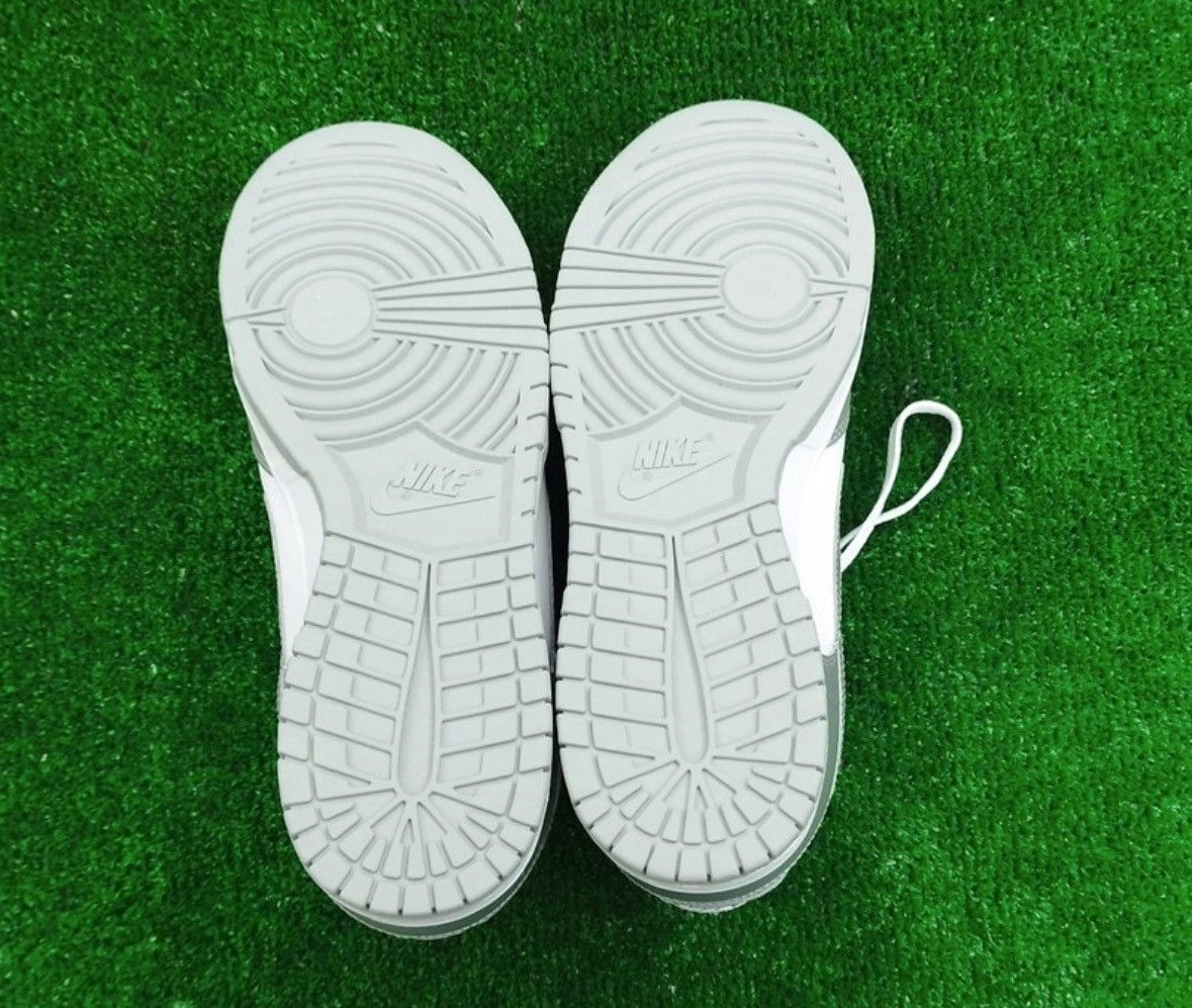 Nike Shoes Nike Dunk Low Silver Size US 12 / EU 45 - 6 Thumbnail