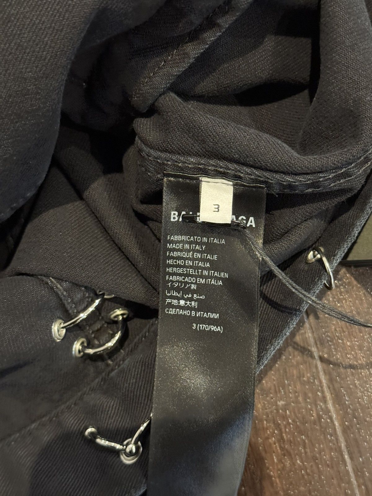 Balenciaga Pierced Denim Jacket Size US L / EU 52-54 / 3 - 6 Thumbnail
