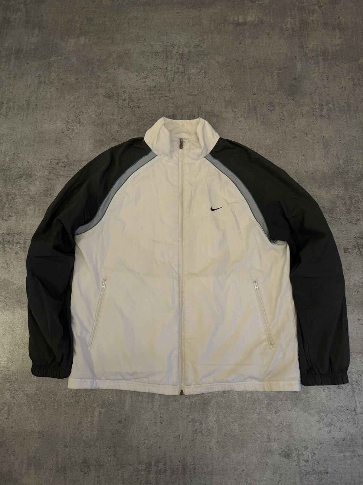 Nike × Vintage Nike Swoosh Vintage 00s Windbreaker Jacket Logo Boxy Size US M / EU 48-50 / 2 - 1 Thumbnail