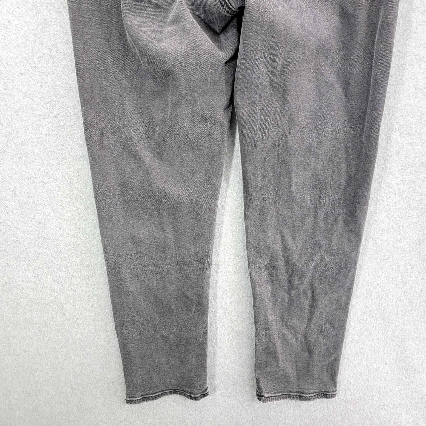 American Eagle Outfitters American Eagle Outfitters Jeans Women 8 Regular Mom Black High Rise Stretch Denim 5-Pocket (Inseam 27) Vintage: No Size 30" / US 8 / IT 44 - 7 Thumbnail