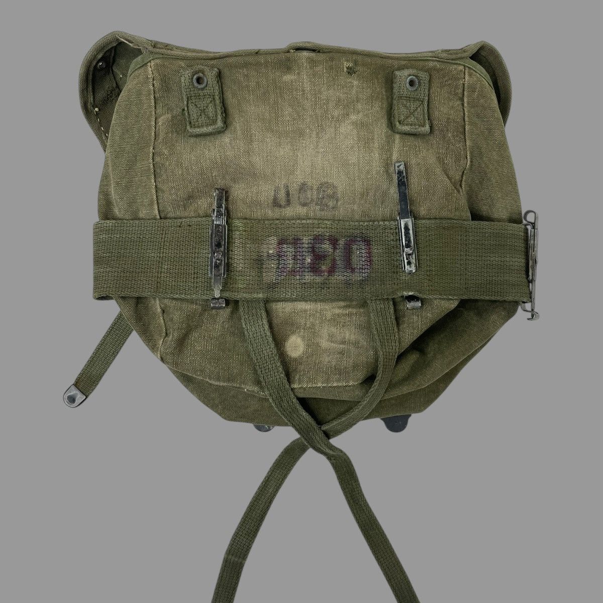 Vintage Vintage 1950s faded U.S. military bag Size ONE SIZE - 3 Thumbnail