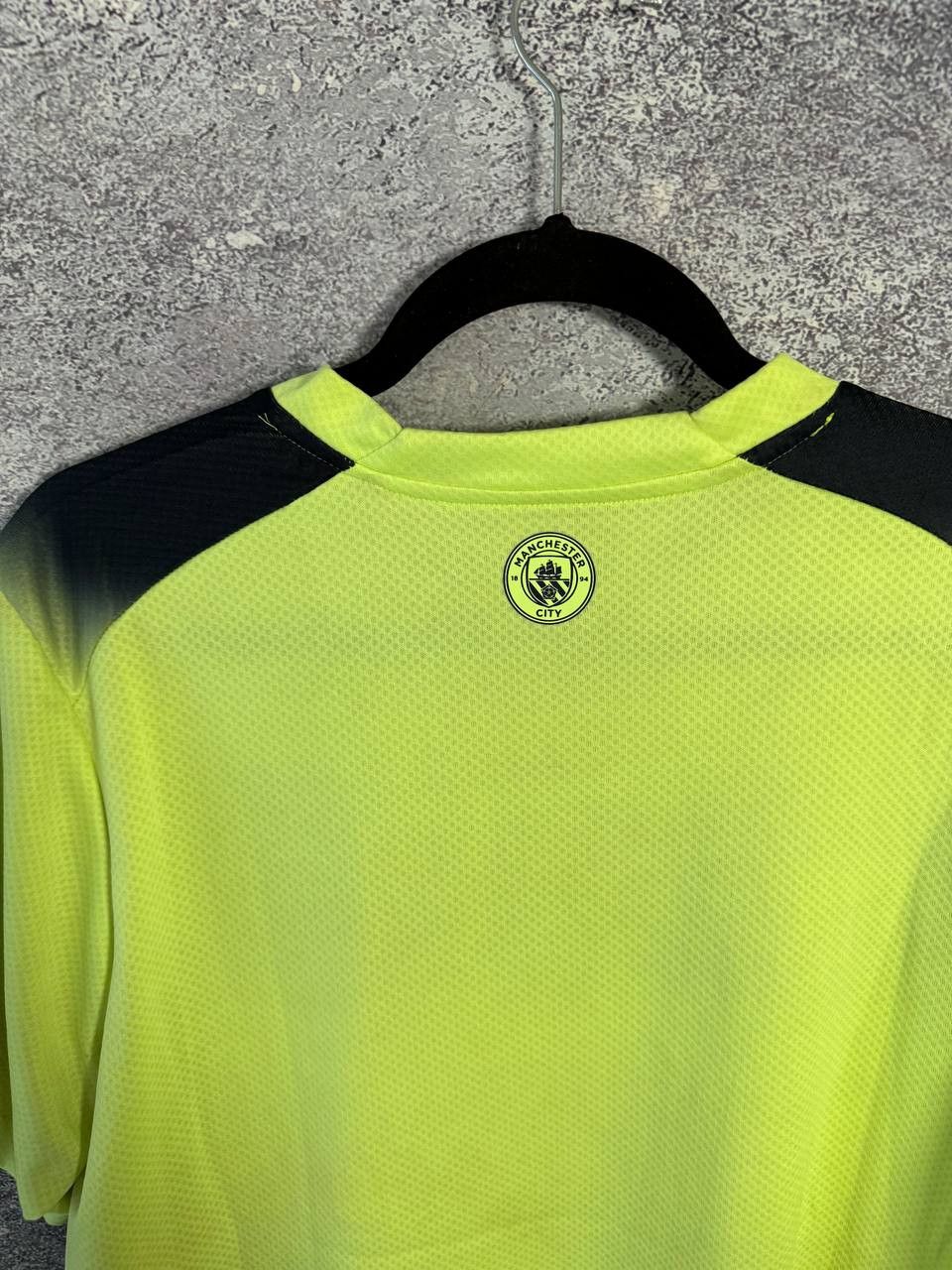 Puma × Vintage Vintage Manchester City 2022/23 Puma Soccer Jersey Size US L / EU 52-54 / 3 - 12 Thumbnail