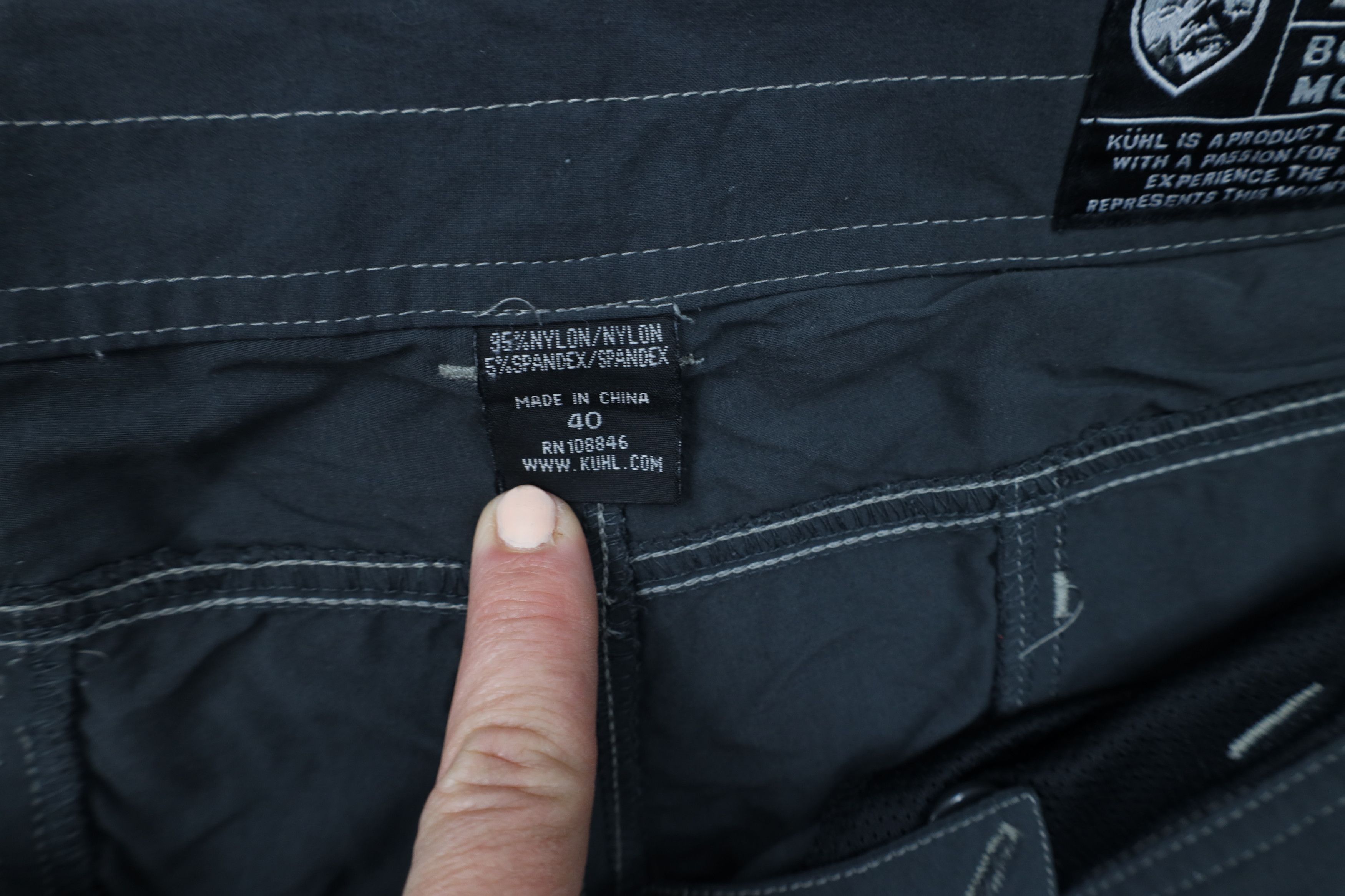 Kuhl × Vintage Kuhl Mountain Distressed Hiking Climbing Cargo Shorts Gray Size US 40 / EU 56 - 8 Thumbnail