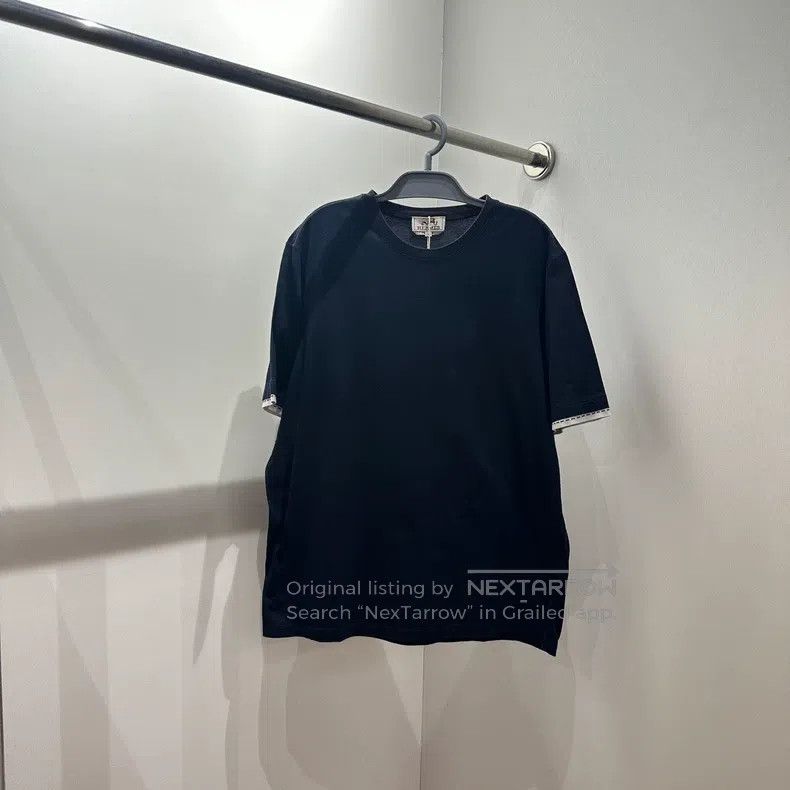 Hermes Contrast Color Ruffle Collar Short Sleeve