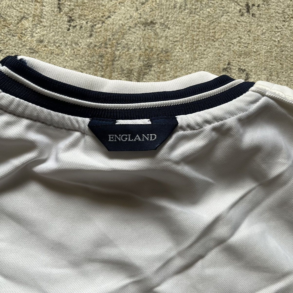 Umbro × Vintage 2000 England Home Jersey Umbro XXL (Never Worn, New) Size US XXL / EU 58 / 5 - 9 Thumbnail