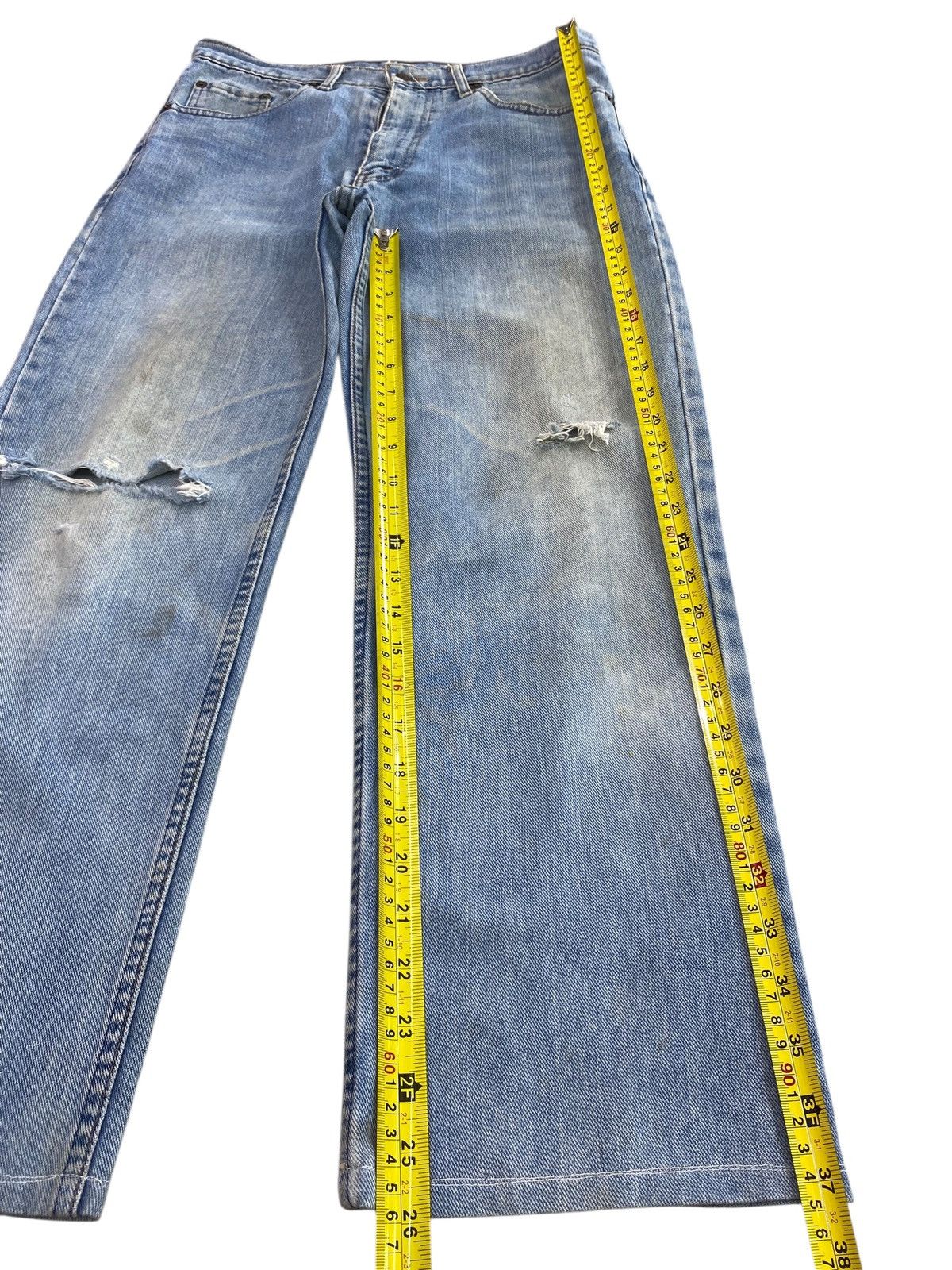 Levi's Levi’s Whiskers Ripped Style Loose Jeans Size US 30 / EU 46 - 7 Thumbnail