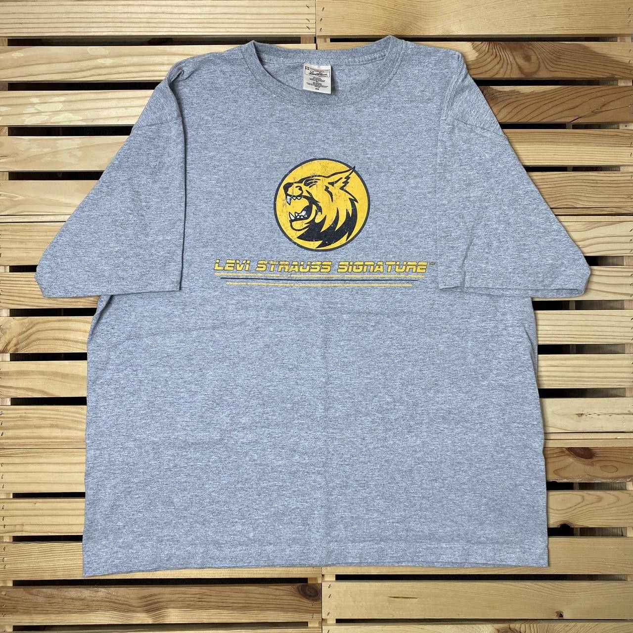 Levi's Vintage Levi's Strauss Signature Gray Tee Size XL Size US XL / EU 56 / 4 - 1 Thumbnail