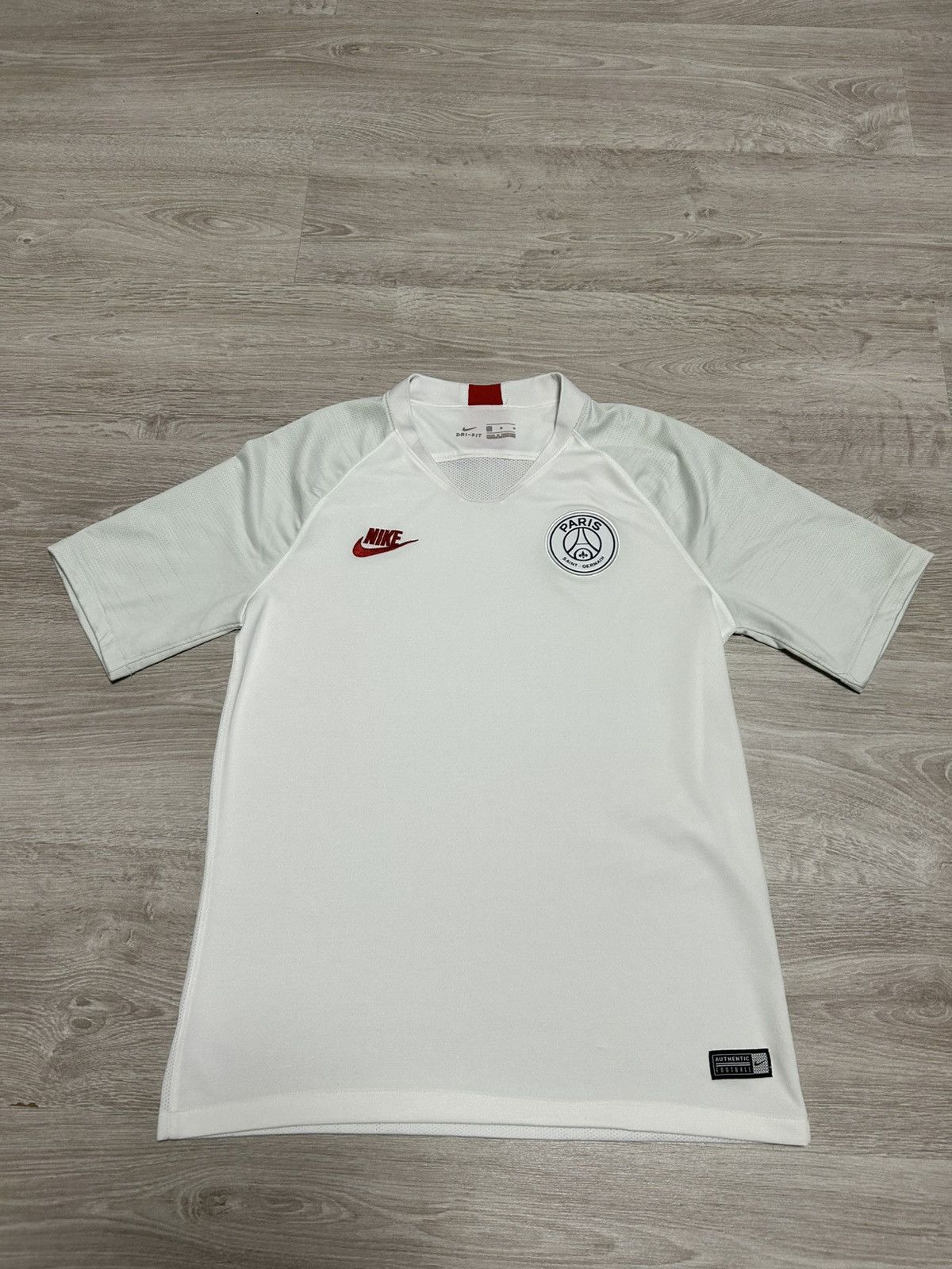 Nike Nike Soccer Jersey PSG Size S home shirt Size US S / EU 44-46 / 1 - 1 Thumbnail