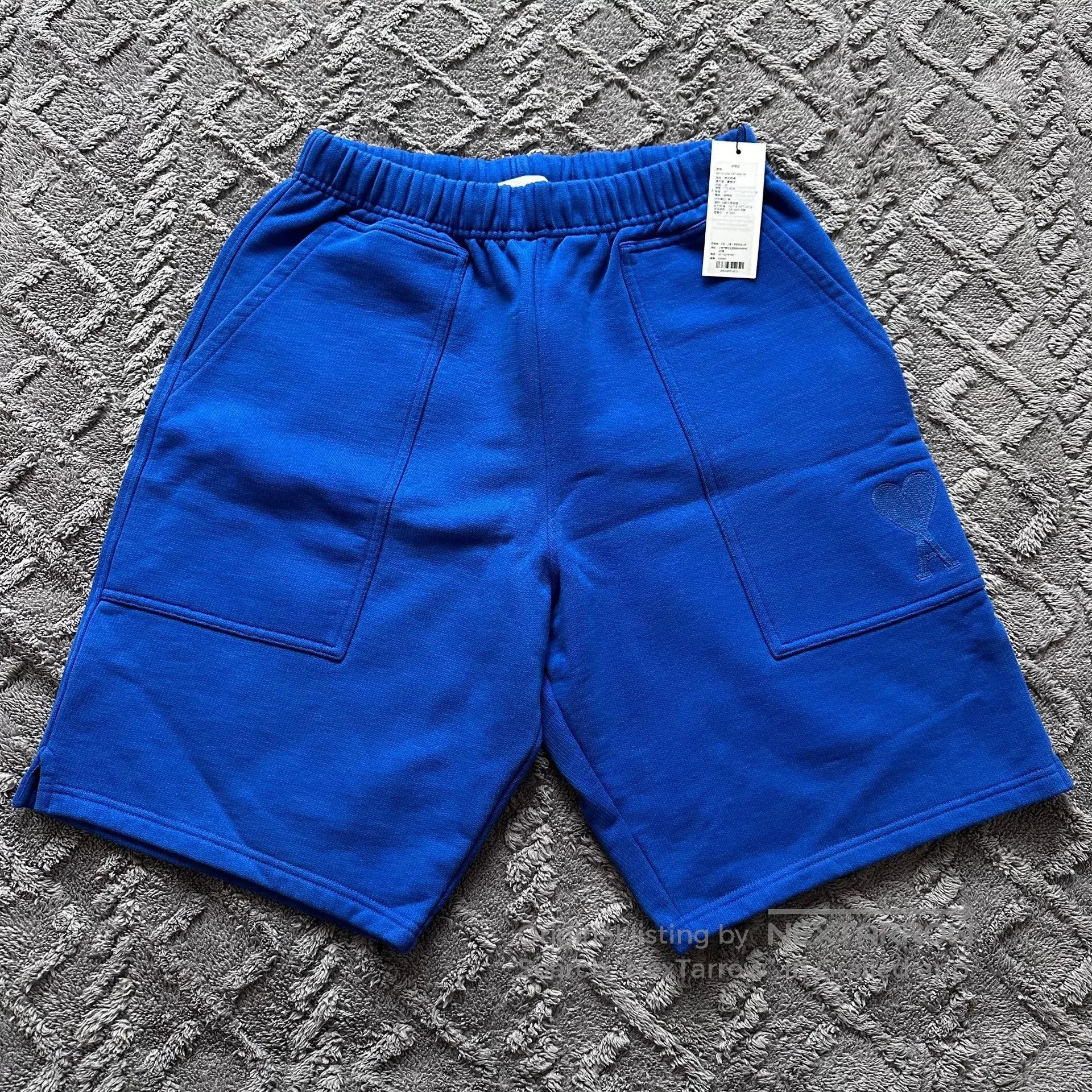 AMI AMI Paris Blue Heart Embroidered Shorts. Size US 28 / EU 44 - 1 Thumbnail