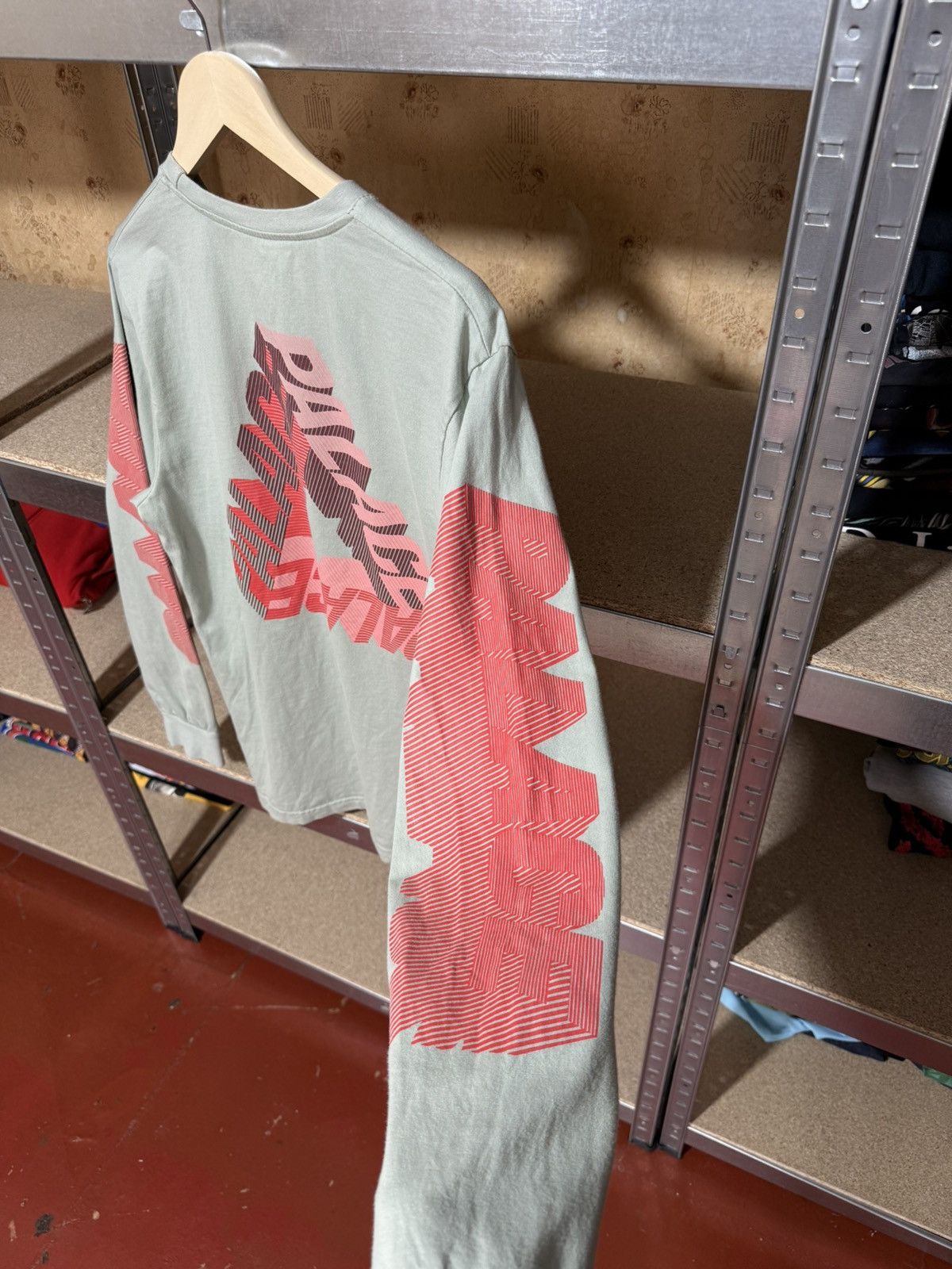 Palace Rare Palace P-3D Skate Gang Longsleeve T-Shirt Y2K Hype Size US L / EU 52-54 / 3 - 9 Thumbnail