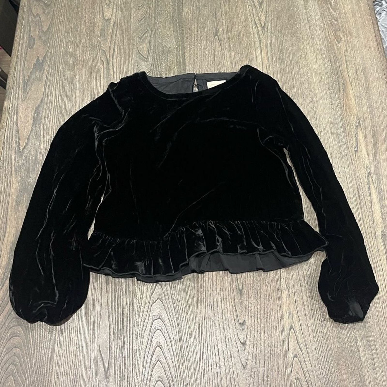 Vintage NWT Chaser Black Velvet Long Sleeve Peplum Hem Blouse Size M Size M / US 6-8 / IT 42-44 - 1 Thumbnail