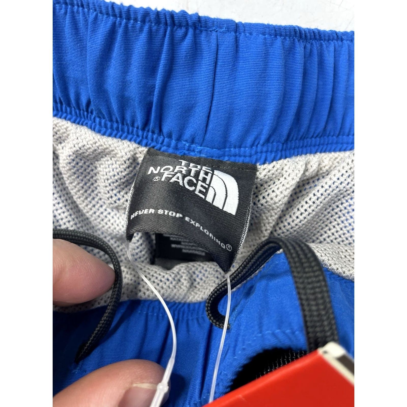 The North Face The North Face Men Shorts Class V Drummer Blue Red Accent Belt Trunks Medium M Belted Athletic Blue Mens Shorts Size US 31 - 4 Thumbnail