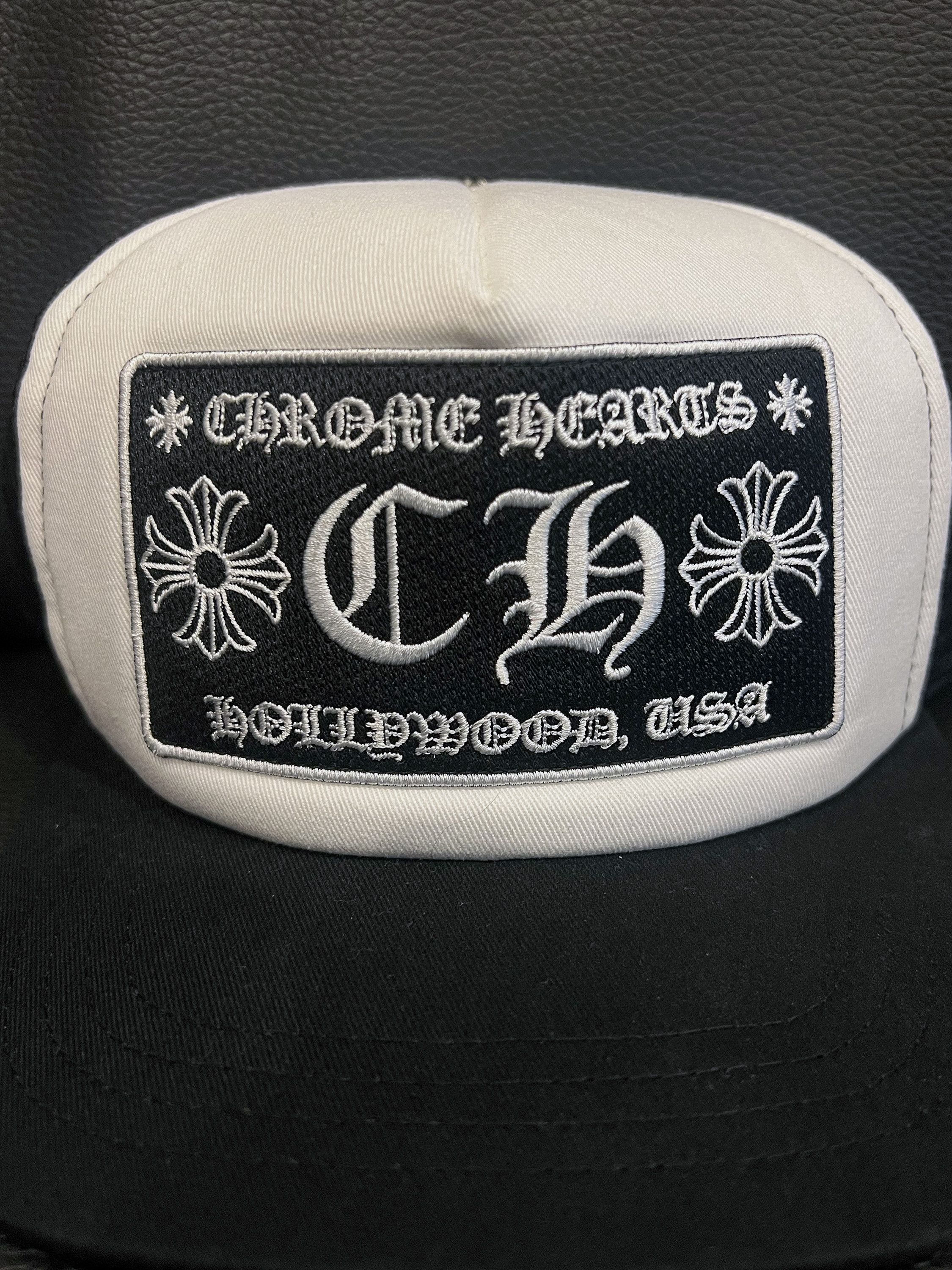 Chrome Hearts Chrome Hearts Trucker Mesh Cap with CH Patch Cross Blk/Wht Size ONE SIZE - 2 Thumbnail