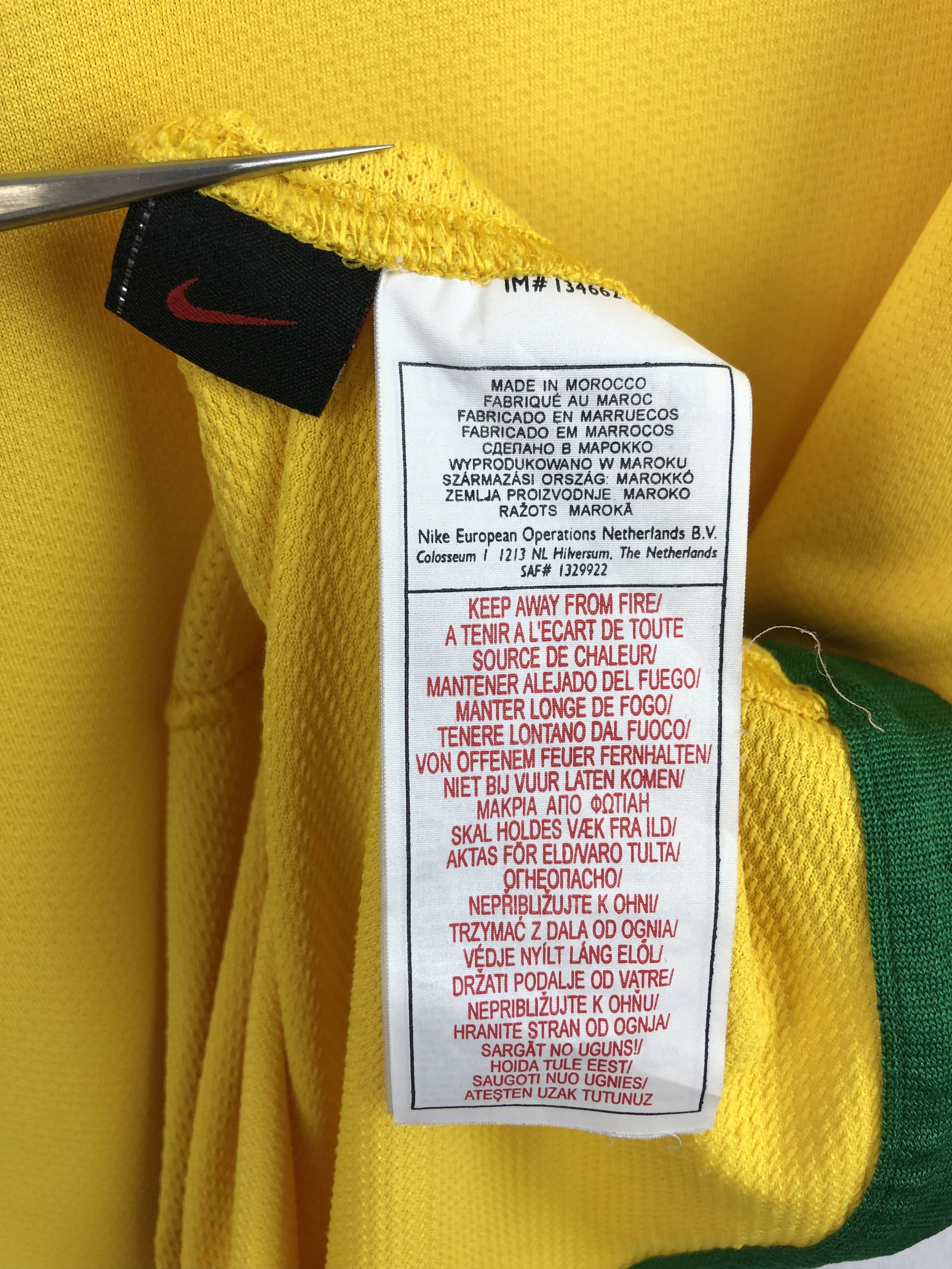 Nike × Vintage Brazil Home football shirt 2006 Soccer Nike Jersey Rare Size US M / EU 48-50 / 2 - 8 Thumbnail