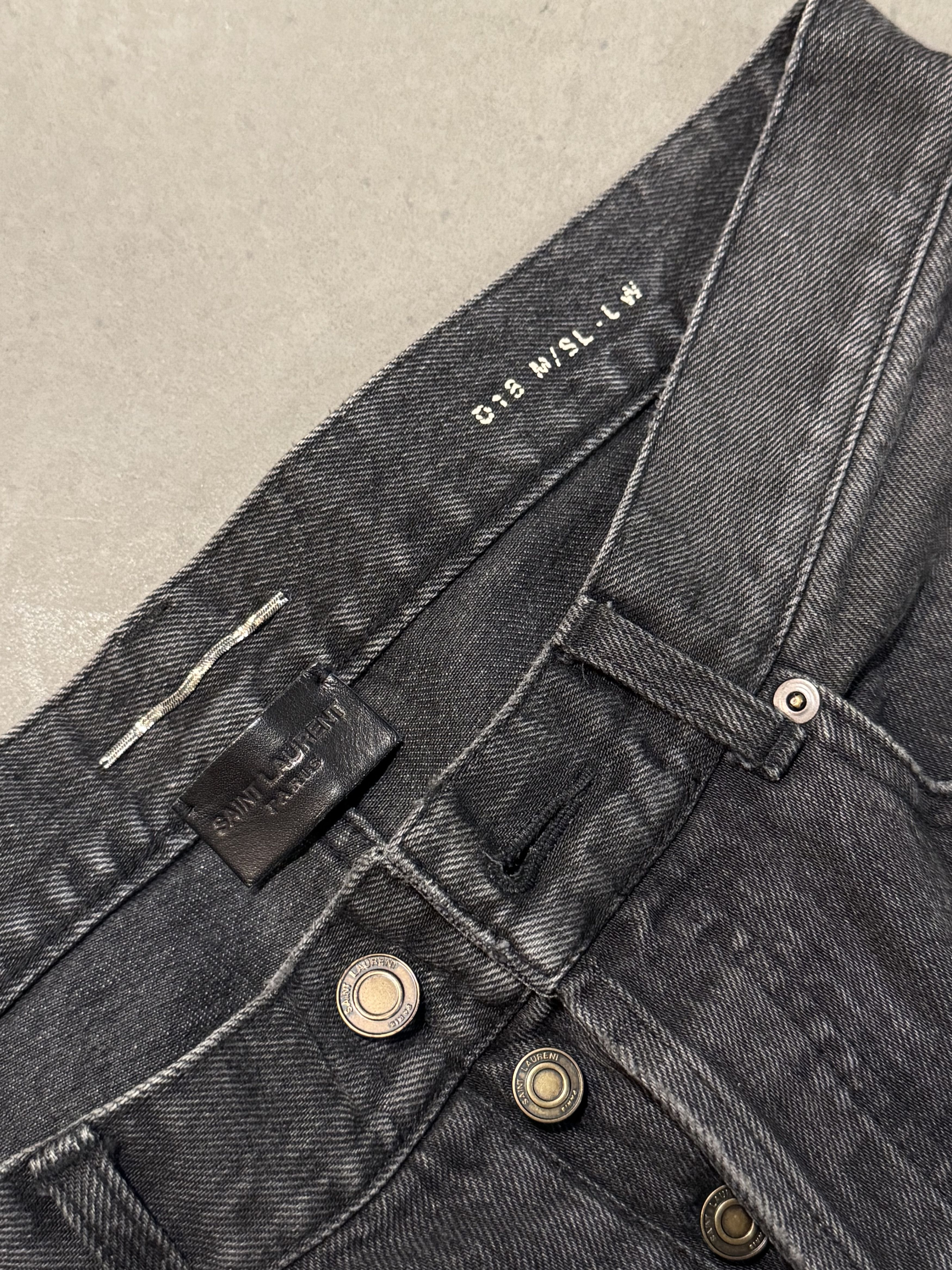Saint Laurent Paris Saint Laurent Stone Gray Weathered Jeans Size US 32 / EU 48 - 6 Thumbnail