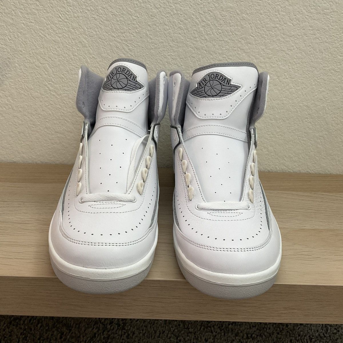 Nike Jordan 2 Retro Size US 11 / EU 44 - 4 Thumbnail