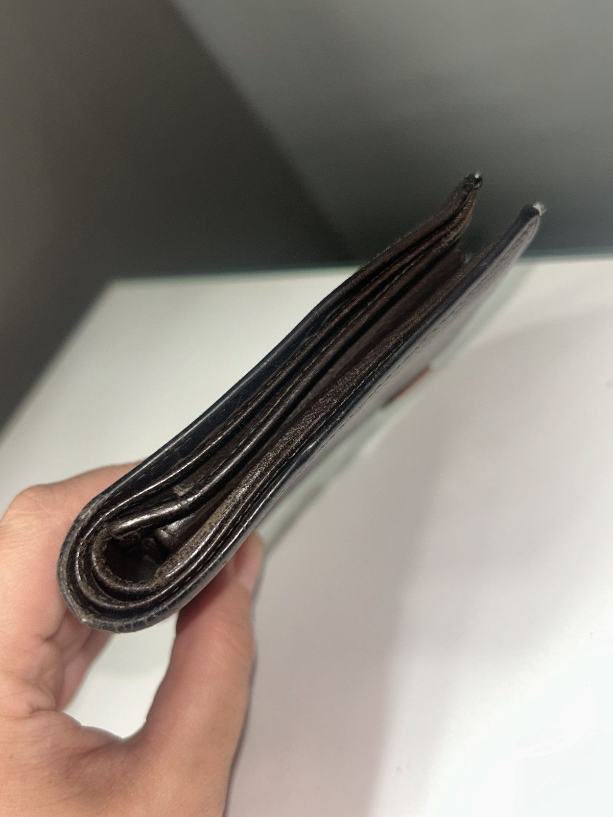 Gucci Vintage Gucci Dark Brown Leather G logo Bifold Size ONE SIZE - 14 Thumbnail