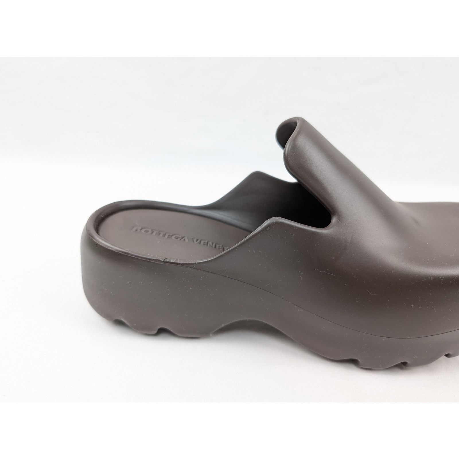 Bottega Veneta o1rshd1 Flash Slipper Rubber Gel Rubber Sandal in Fondant Size US 10 / EU 43 - 5 Thumbnail