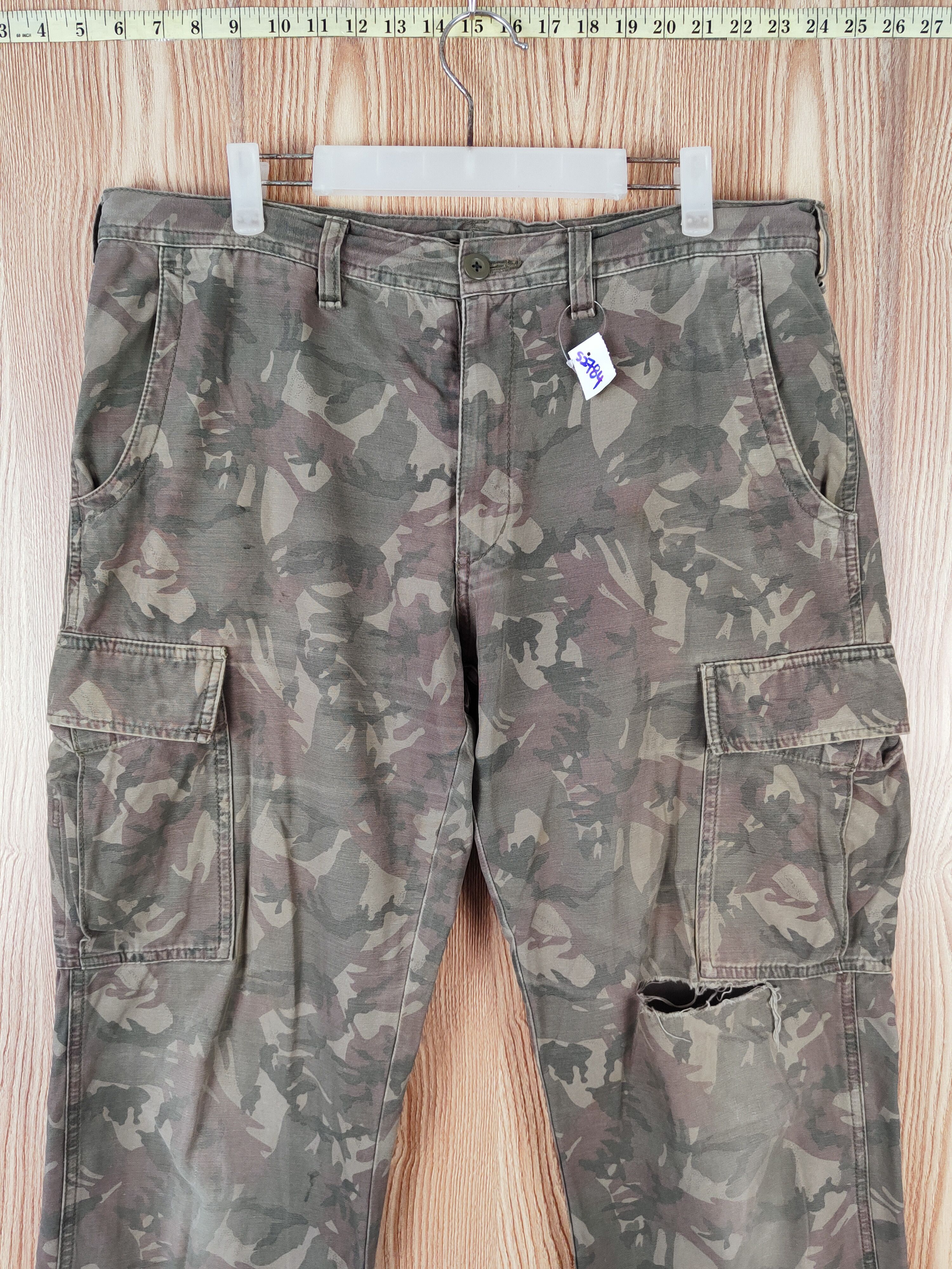 Japanese Brand Uniqlo Camouflage Faded Multipocket Cargo Pants #S2784 Size US 37 - 2 Thumbnail