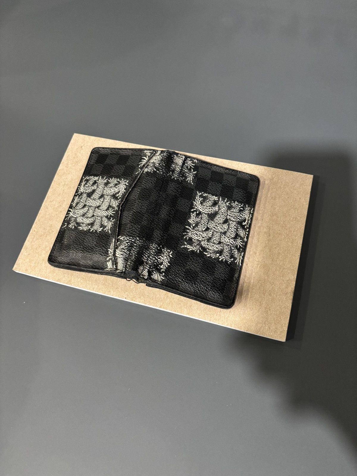 Louis Vuitton LV Graphite Christopher Nemeth Size ONE SIZE - 8 Thumbnail
